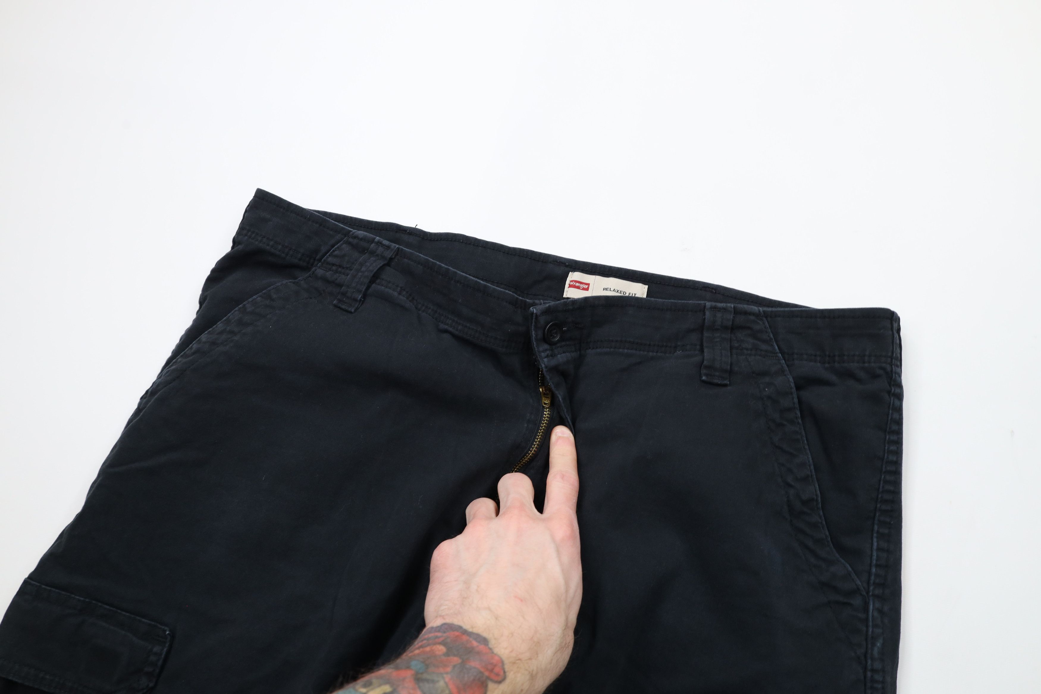 Vintage × Wrangler Vintage Y2K Wrangler Relaxed Fit Wide Leg Cargo Pants Black Size US 40 / EU 56 - 6 Thumbnail