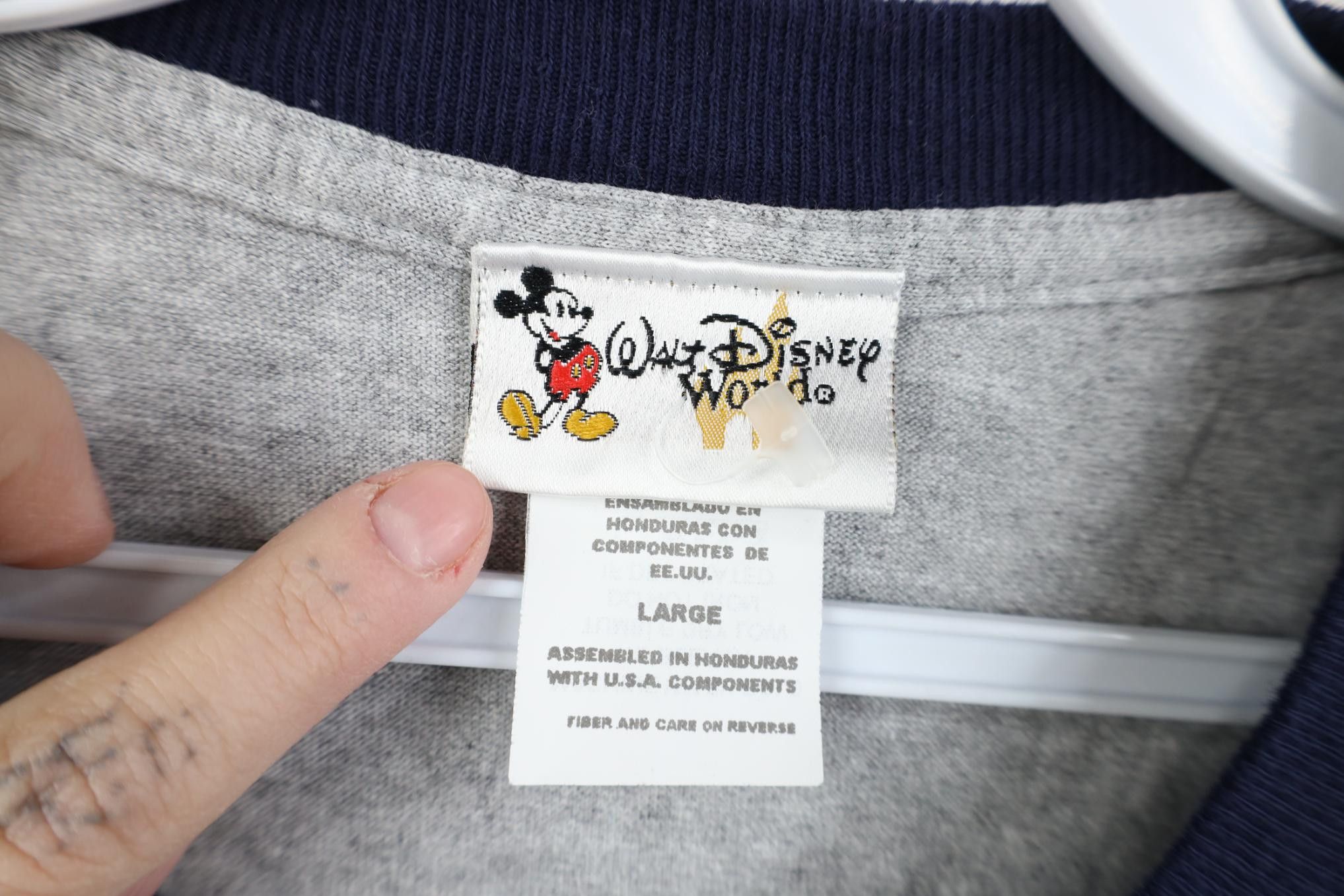 Disney Deadstock Vintage 90s Y2K Disney World Hockey Ringer T-Shirt Size US L / EU 52-54 / 3 - 5 Thumbnail
