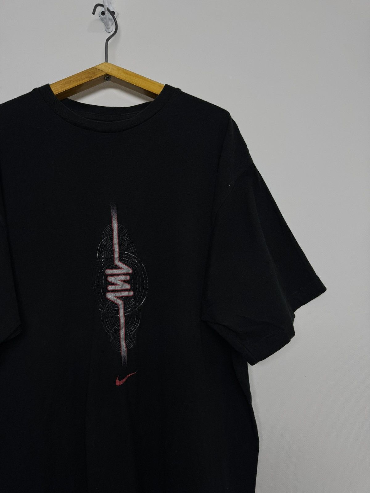 Nike Vintage Y2K Nike Shox Small Swoosh Logo T Shirt 00’s Size US L / EU 52-54 / 3 - 6 Thumbnail