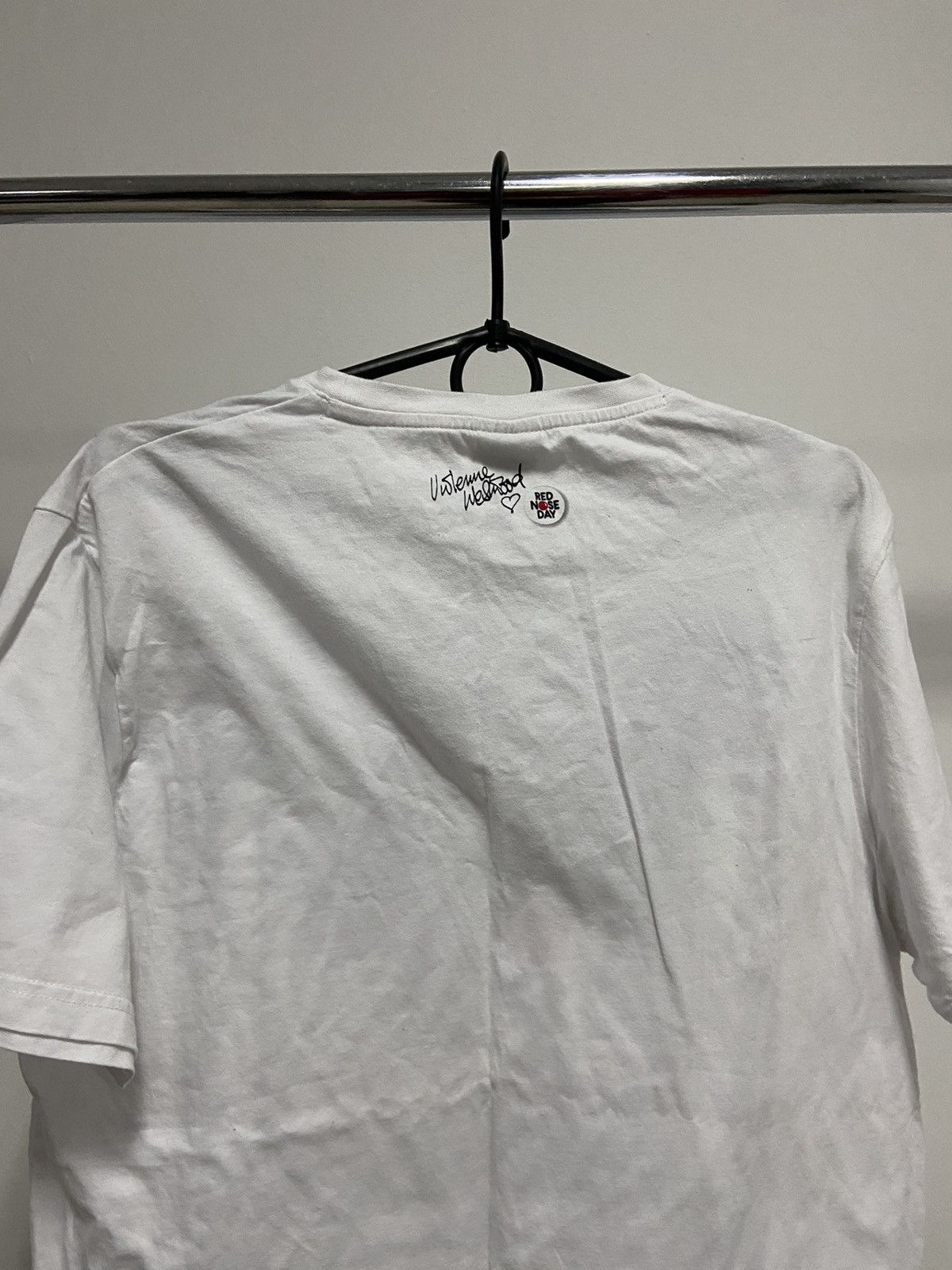 Vintage × Vivienne Westwood Vivienne Westwood T Shirt Vintage Red Nose Day big logo Size US M / EU 48-50 / 2 - 3 Thumbnail