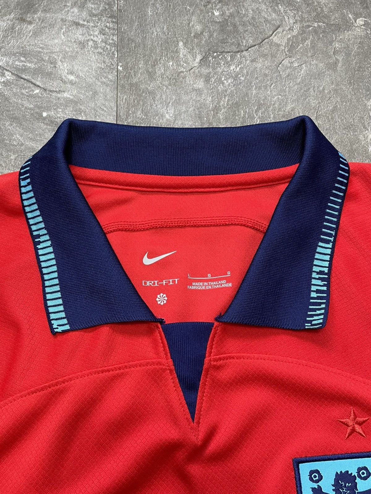 Nike Nike England National Team Shirt 2022 Soccer Jersey Size L Size US L / EU 52-54 / 3 - 5 Thumbnail