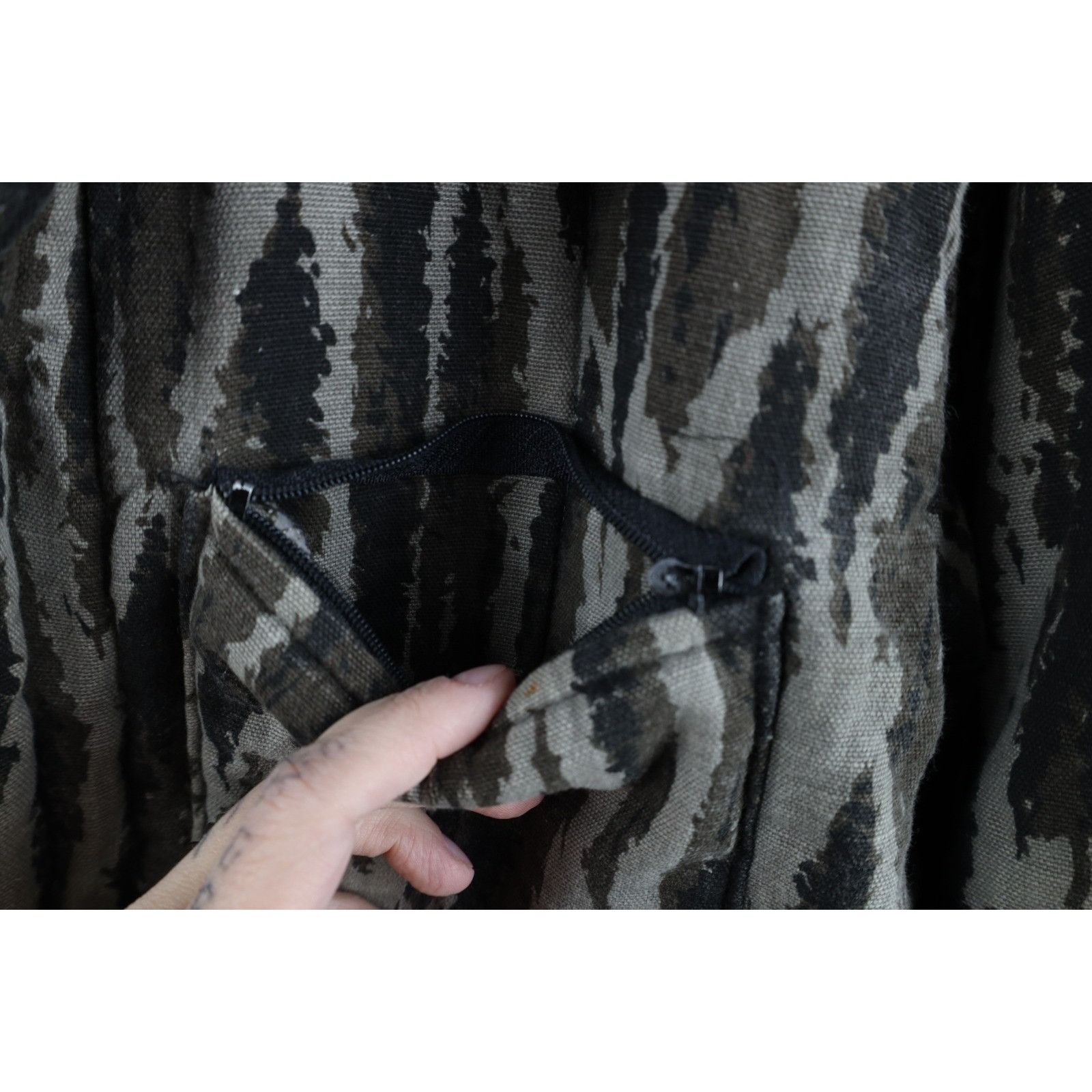 Vintage Vintage 70s Streetwear Faded Quilted Camouflage Coveralls Size US M / EU 48-50 / 2 - 6 Thumbnail