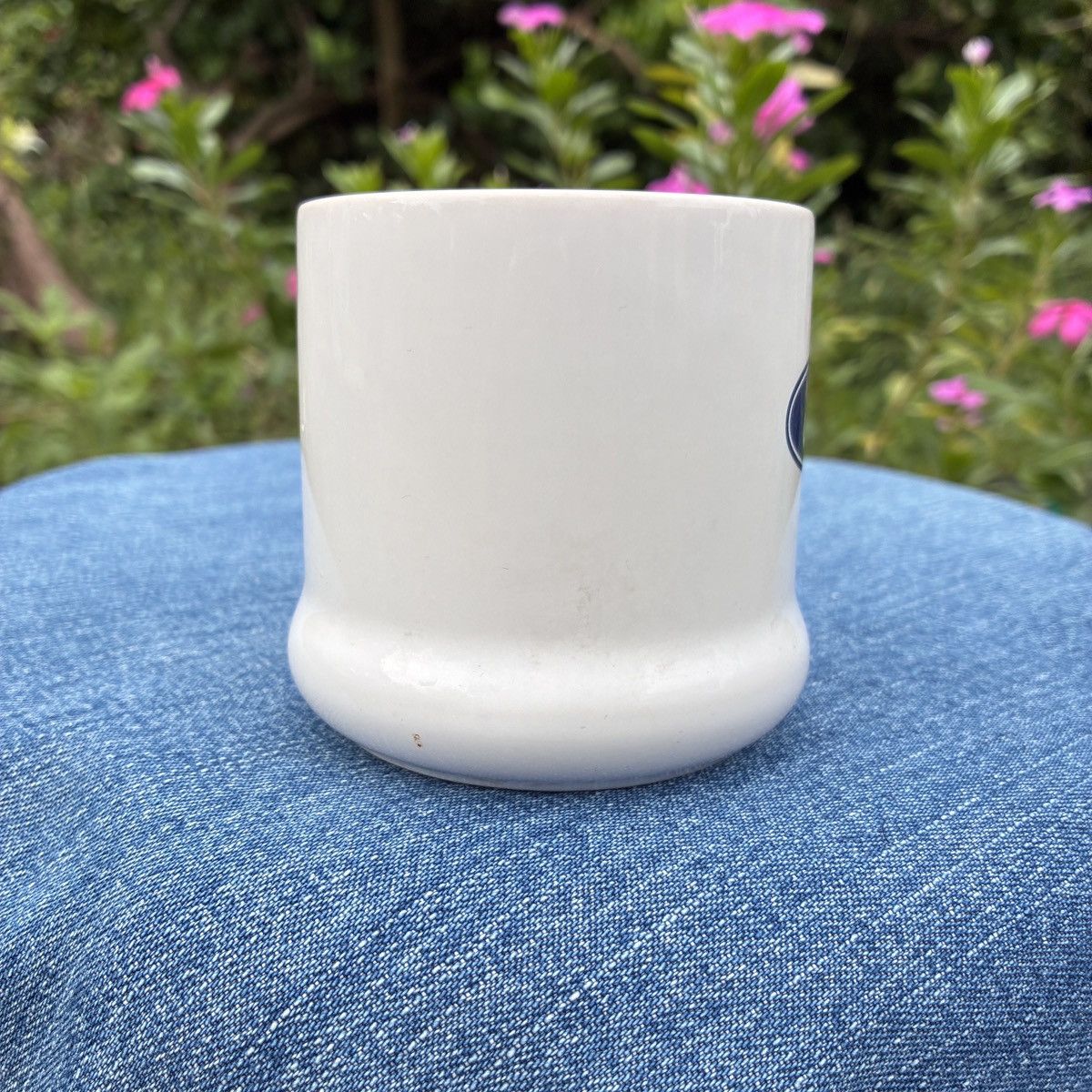 Vintage Ford Logo Ceramic Mug – White with Rounded Bulging Base Size ONE SIZE - 4 Thumbnail