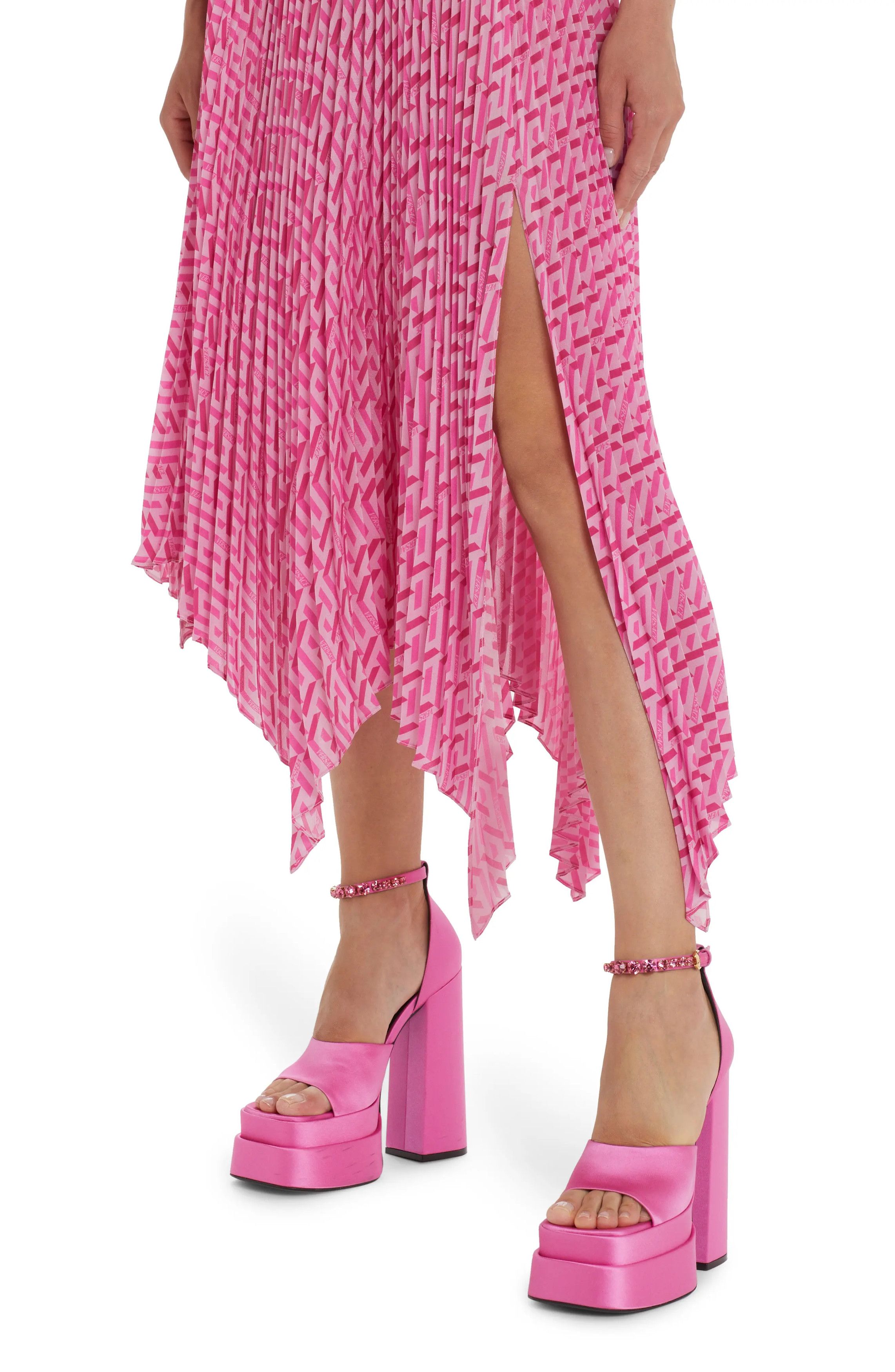 Versace o1y0226 Midi Skirt in Pink/Fuchsia Size 26" / US 2 / IT 38 - 4 Thumbnail
