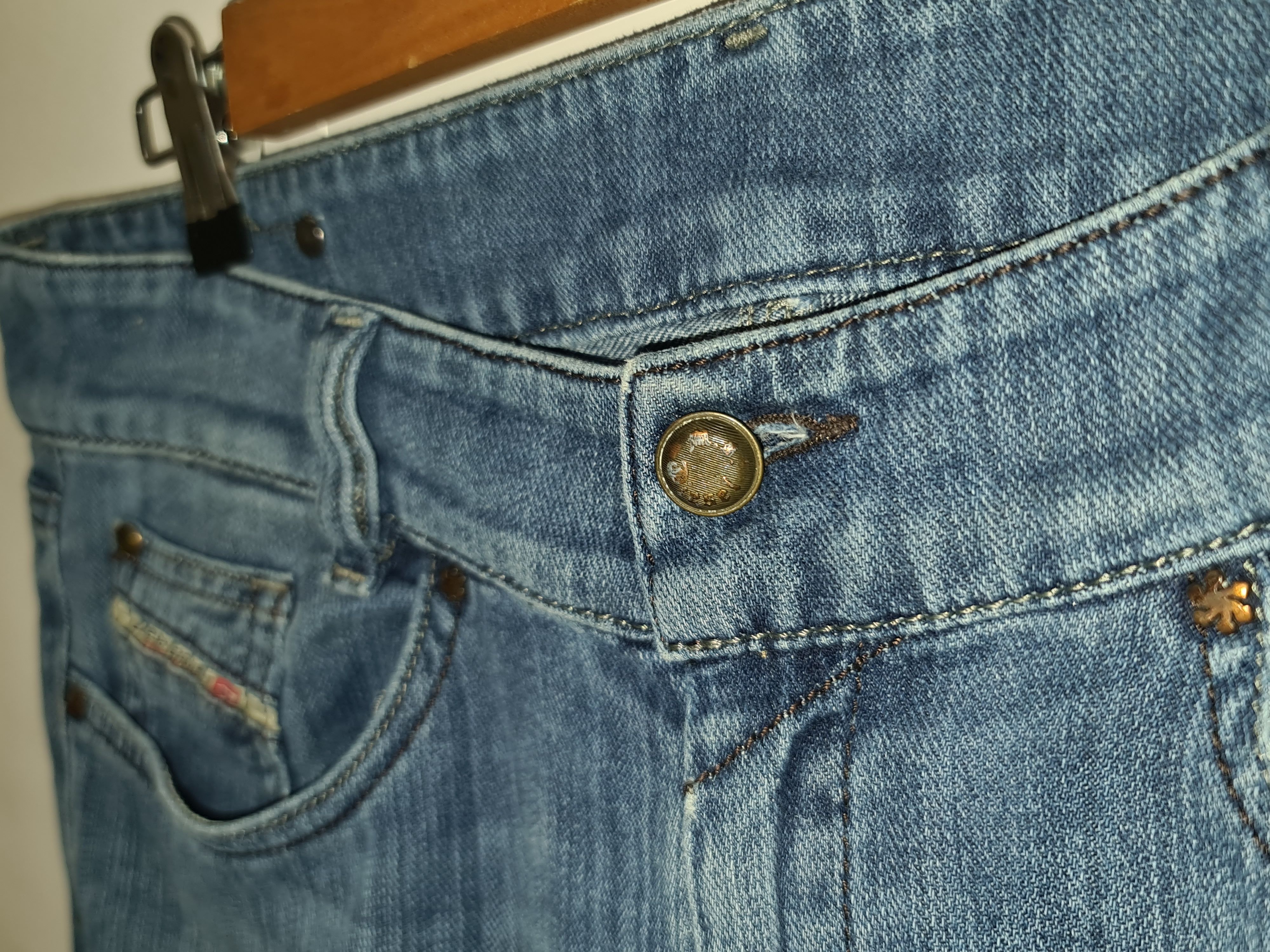 Diesel Vintage Diesel Flared Y2K Low-Rise Bootcut Washed Denim Size 30" / US 8 / IT 44 - 5 Thumbnail