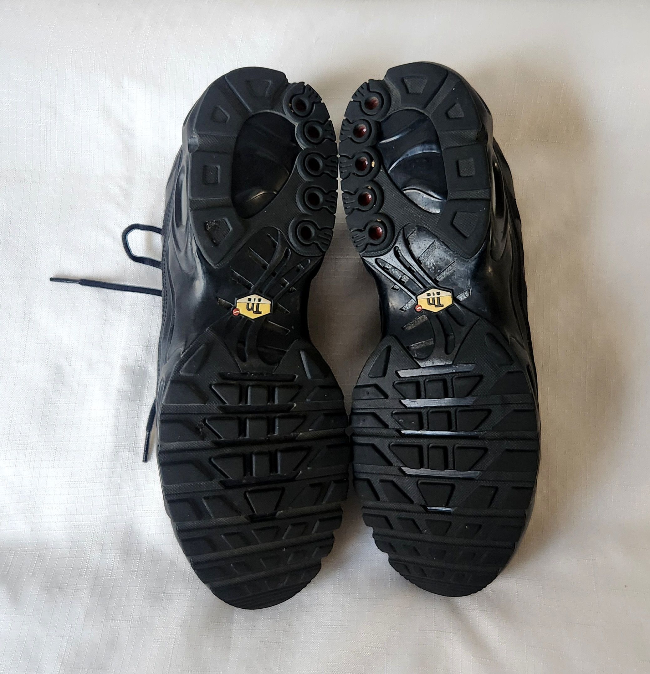 Nike Nike Air Max Plus TN Triple Black Leather Men’s 13 Size US 13 / EU 46 - 8 Thumbnail