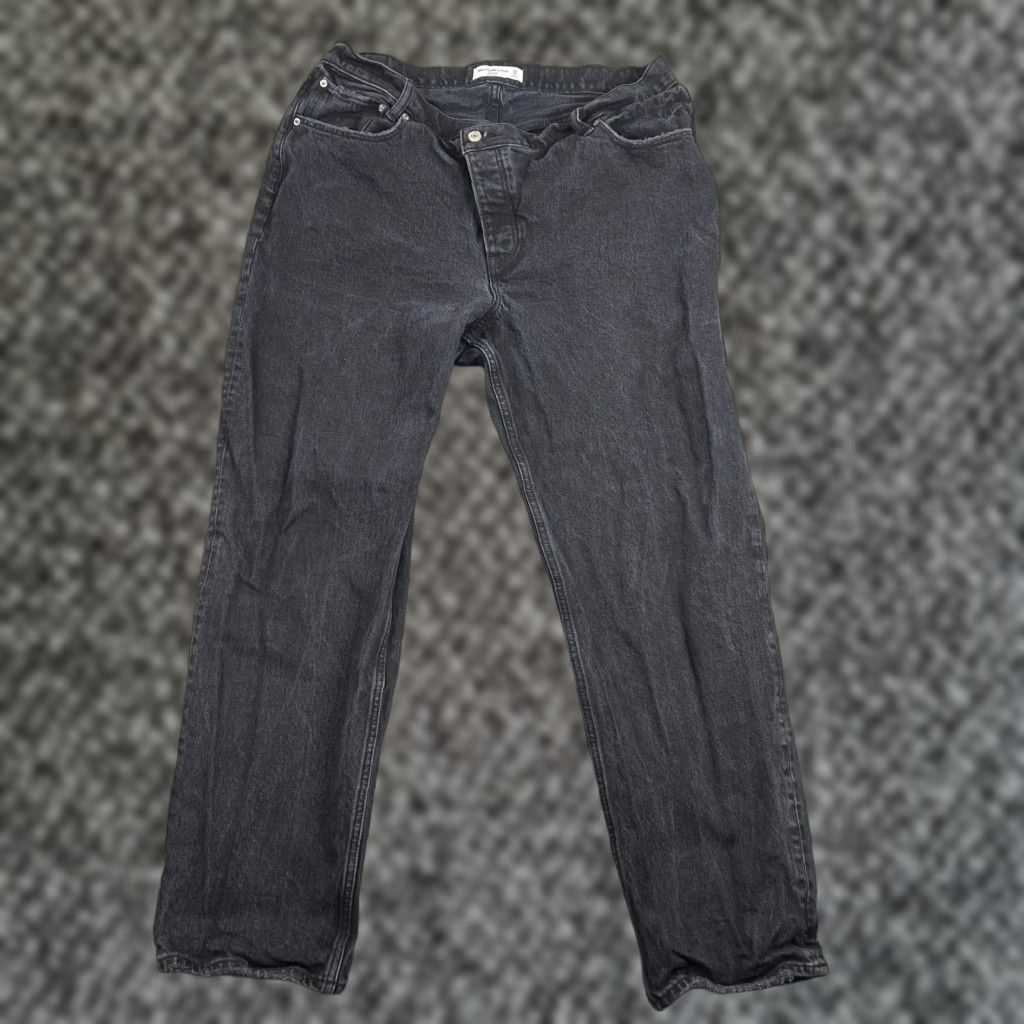 Abercrombie & Fitch VINTAGE Abercrombie & Fitch Women’s Jeans The Dad High Rise Button Fly Distressed Blue 16 Regular 31in Inseam Girls/Womens Size 38" / US 16 / IT 52 - 1 Thumbnail