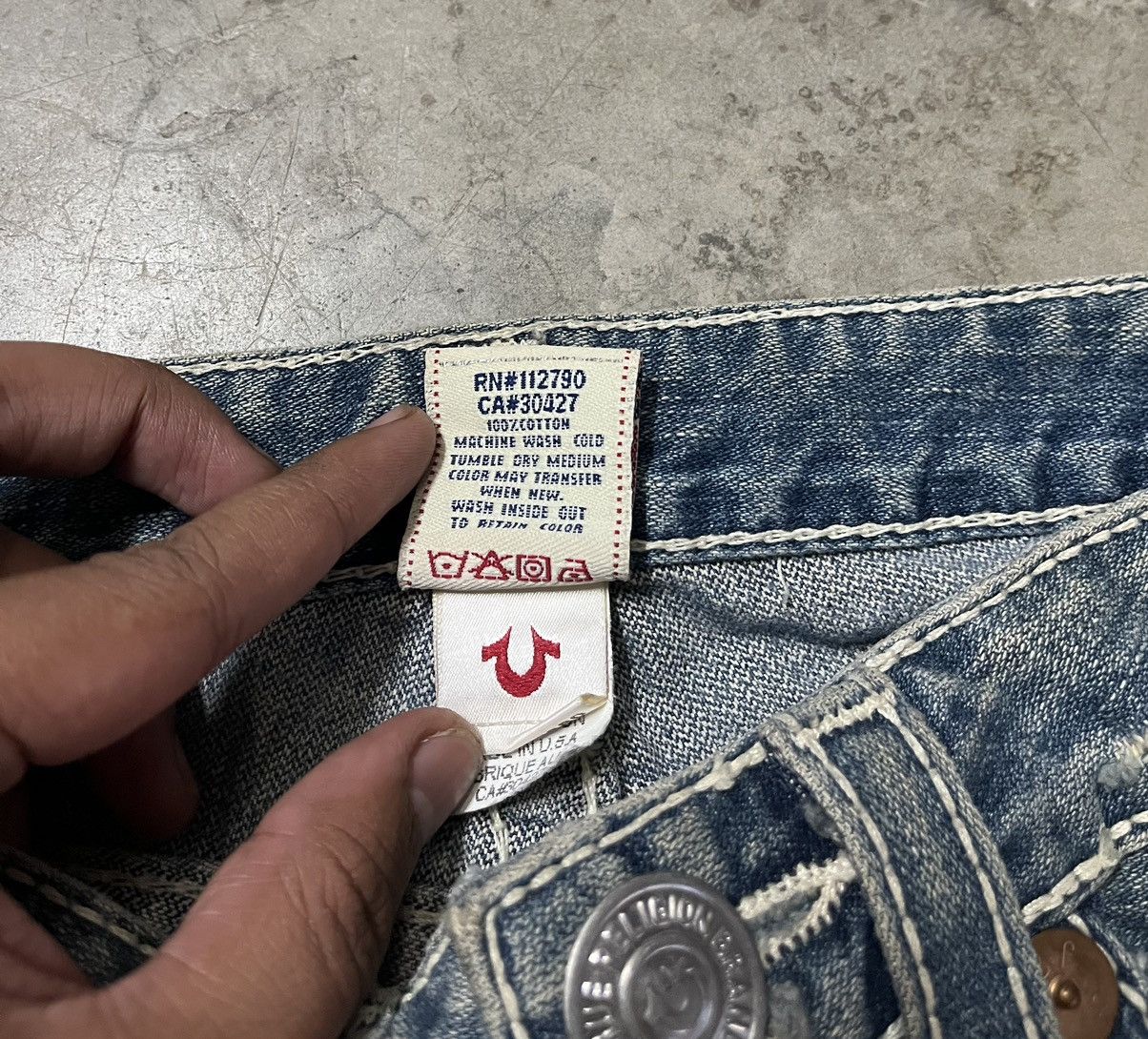 True Religion Flare Jeans TRUE RELIGION distressed low rise twist leg Size US 28 / EU 44 - 9 Thumbnail