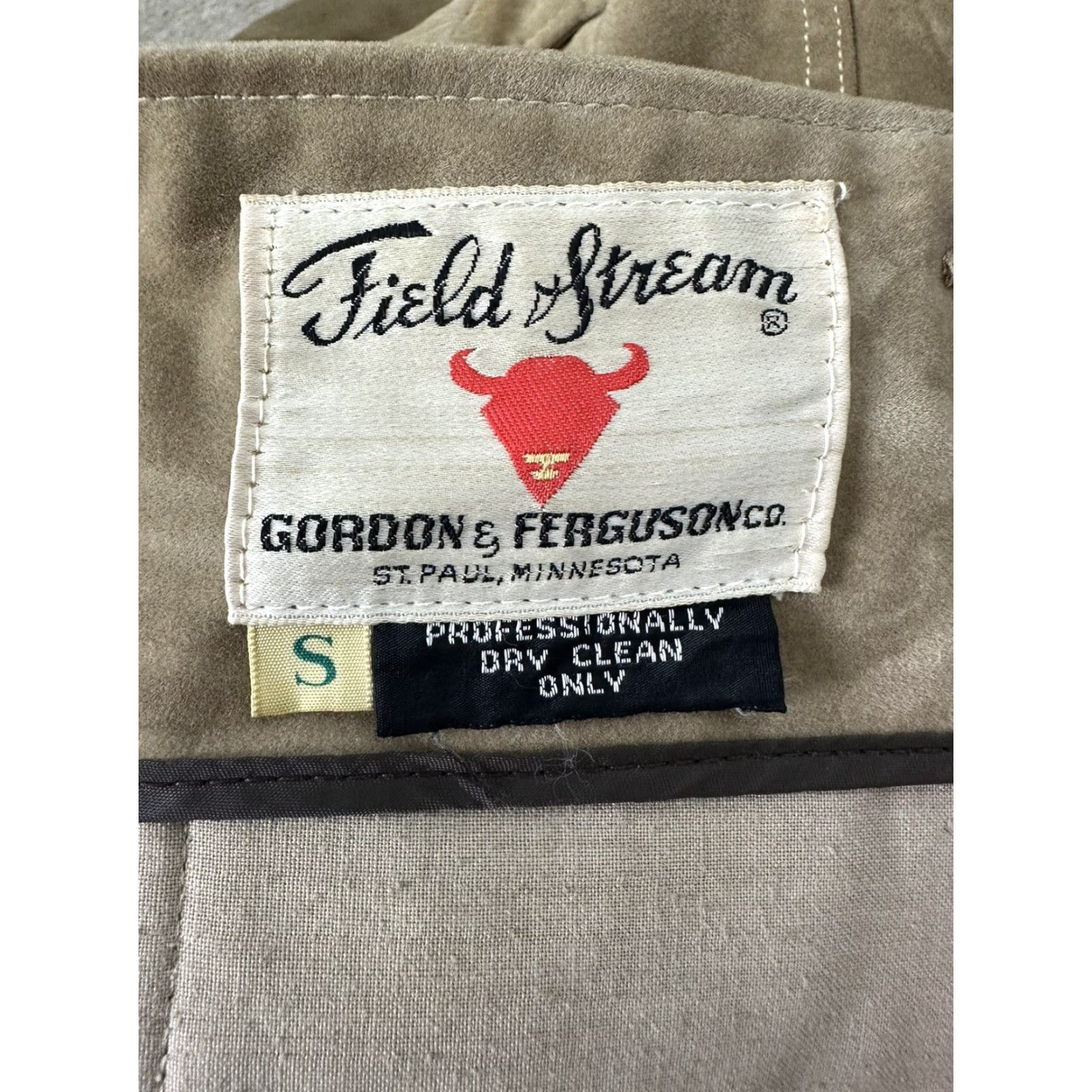 Velvet VINTAGE Field & Stream Coat Overcoat Men S Beige Velvet Faux Leather Suede Button 80s 90s Bohemian Outdoor Hunting All Seasons Shoulder Pads Mens S Size US S / EU 44-46 / 1 - 3 Thumbnail