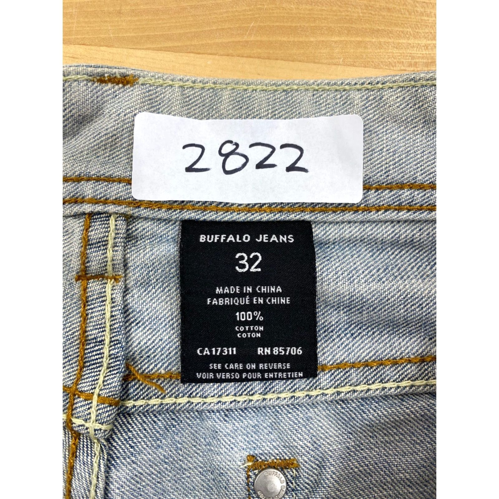 Vintage Buffalo Jeans David Bitton Men's 32 Bootcut Blue Denim Distress #2822 Jeans Blues Regular Jeans Mens Bootscut? Size US 33 - 6 Thumbnail