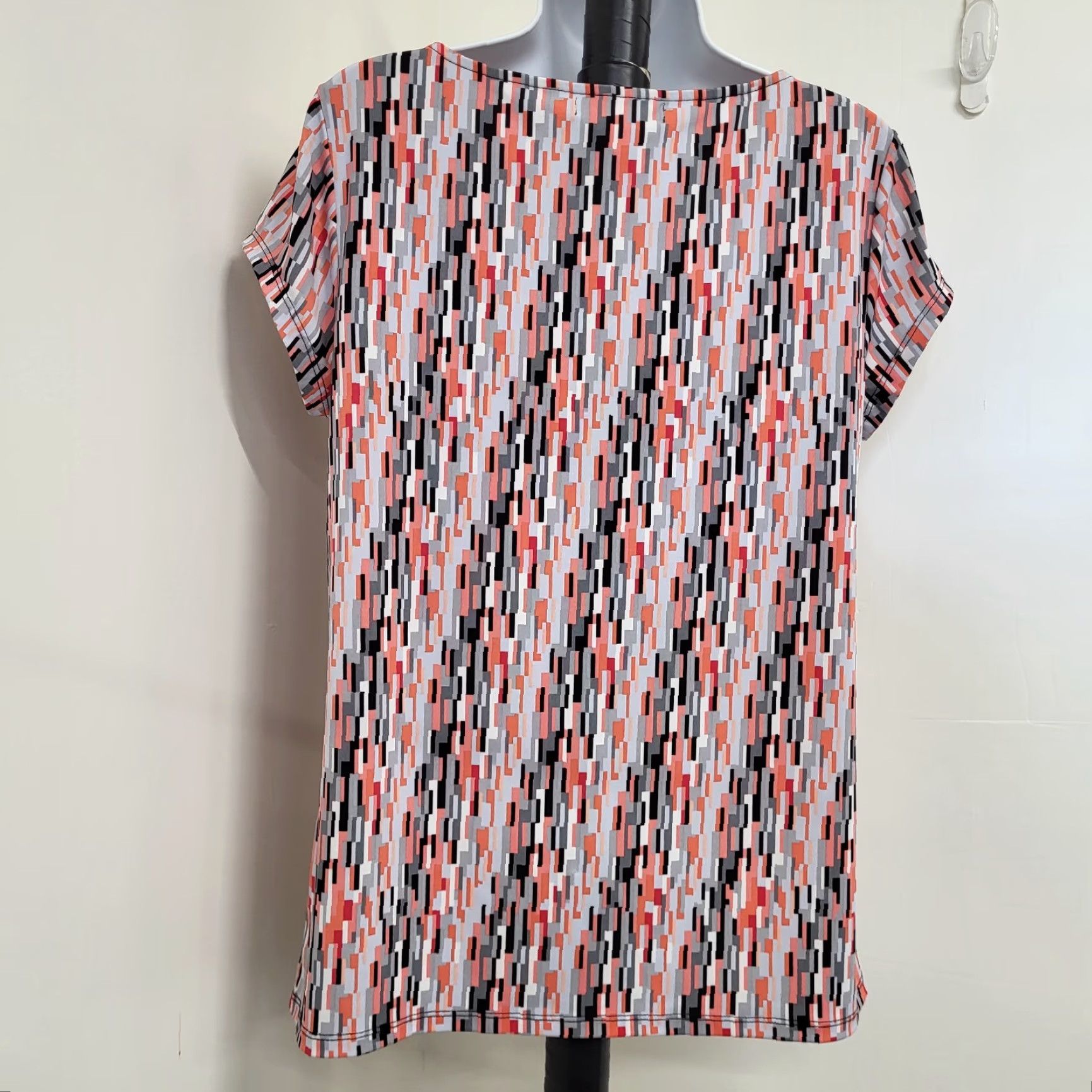 Liz Claiborne Liz Claiborne Blouse Women's Multicolor Short Sleeve Side Knot Neck Knit Top Geometric Pattern Colorful M Womens Size M / US 6-8 / IT 42-44 - 6 Thumbnail