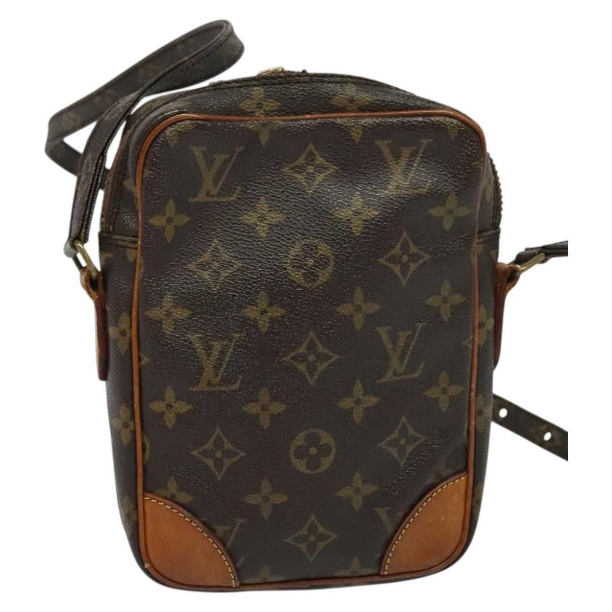 Louis Vuitton LOUIS VUITTON Monogram Danube Shoulder Bag M45266 Size ONE SIZE - 3 Thumbnail