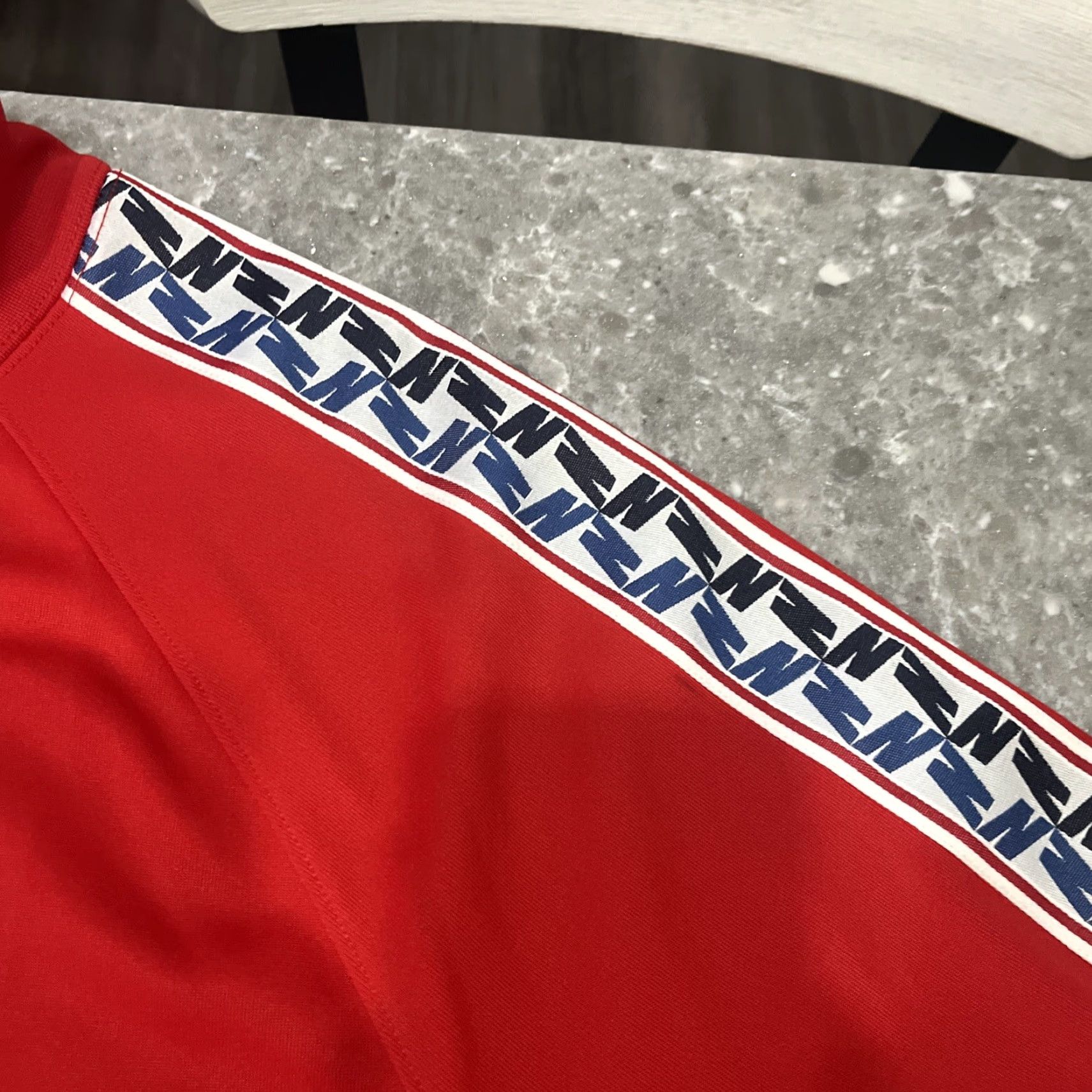 Nike VINTAGE Nike Jacket Track Men Red Running Track Size 2XL Full Zip Size US XXL / EU 58 / 5 - 3 Thumbnail