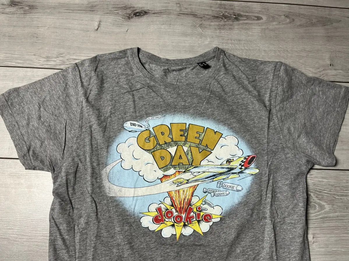Band Tees Green day dookie Tshirt rock band size Medium Size US M / EU 48-50 / 2 - 3 Thumbnail