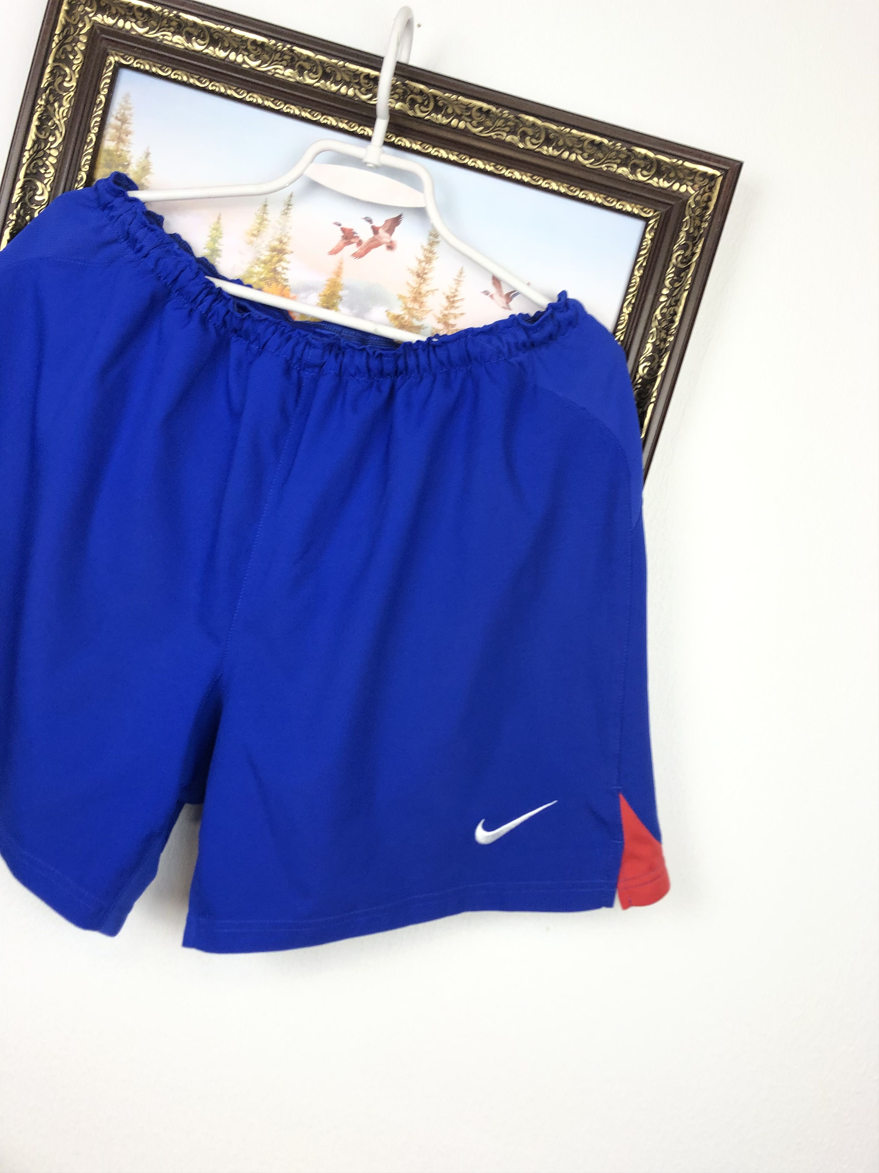 Nike Vintage Nike Manchester United Football Shorts Soccer Size L Size US 34 / EU 50 - 2 Thumbnail