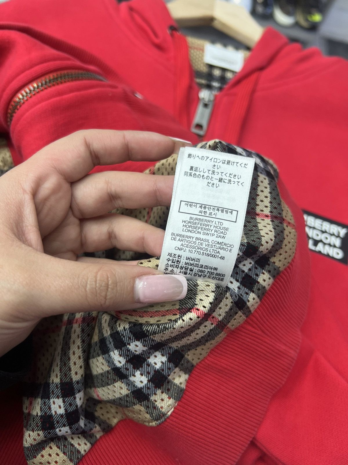 Burberry Burberry Red Zipper Hoodie Size US XL / EU 56 / 4 - 16 Thumbnail
