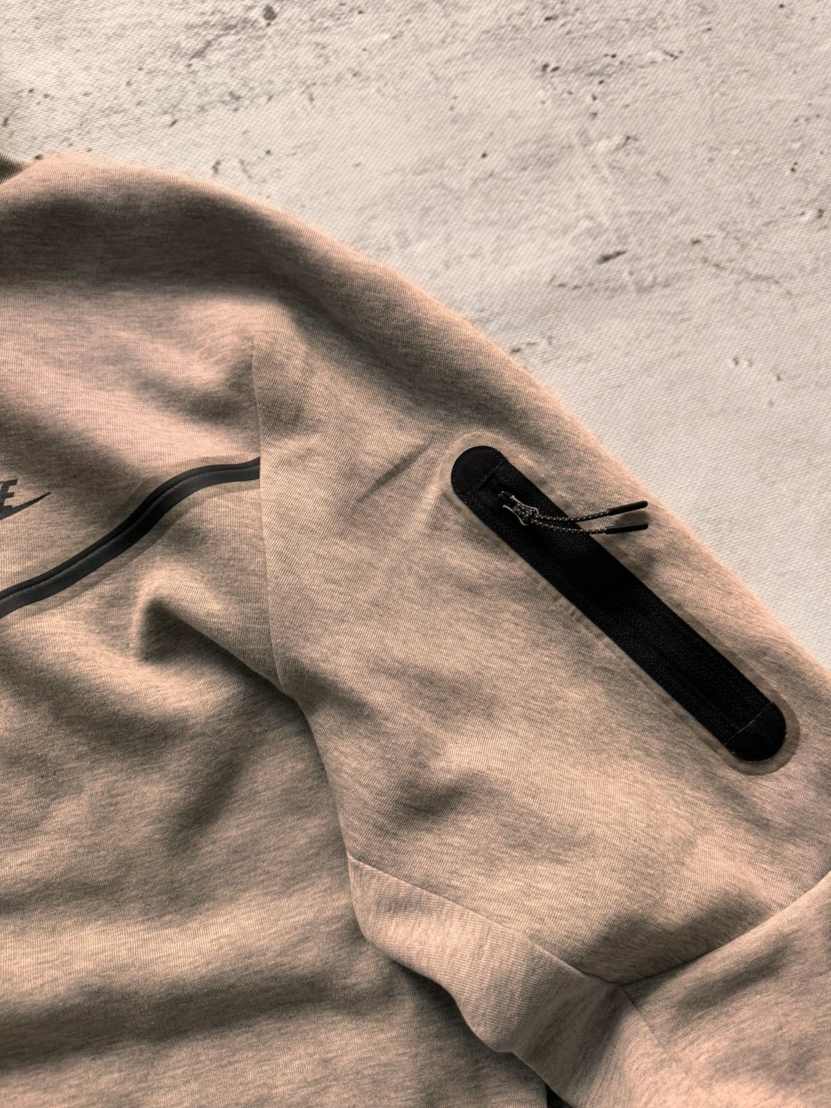 Nike × Vintage NIKE TECH FLEECE VINTAGE BASIC LOGO OVERSIZE BOXY ZIP HOODIE Size US XL / EU 56 / 4 - 4 Thumbnail