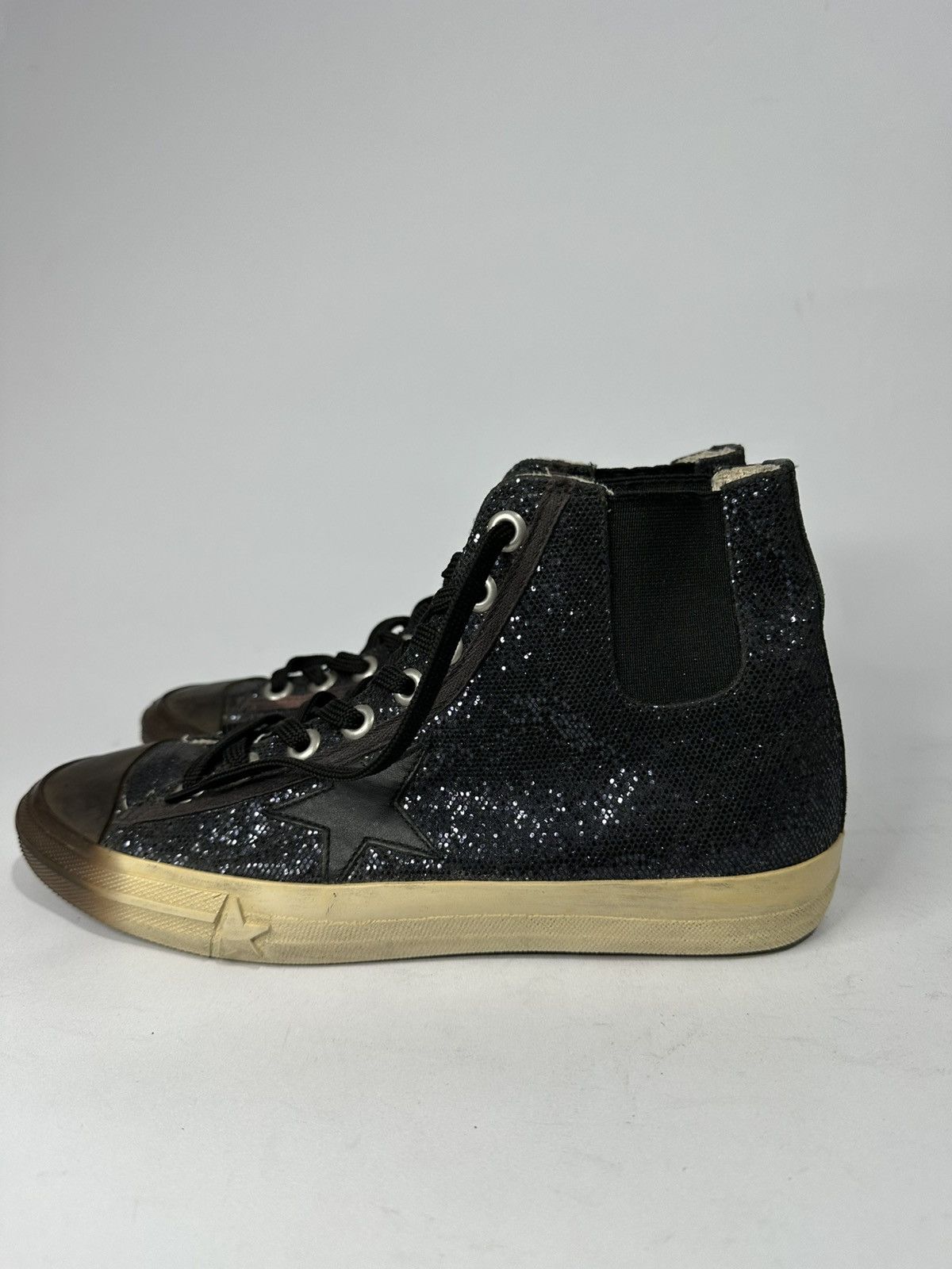 Golden Goose Golden Goose V-Star 1 Glitter Distressed Sole Hi Sneakers Size US 6.5 / EU 39-40 - 2 Thumbnail