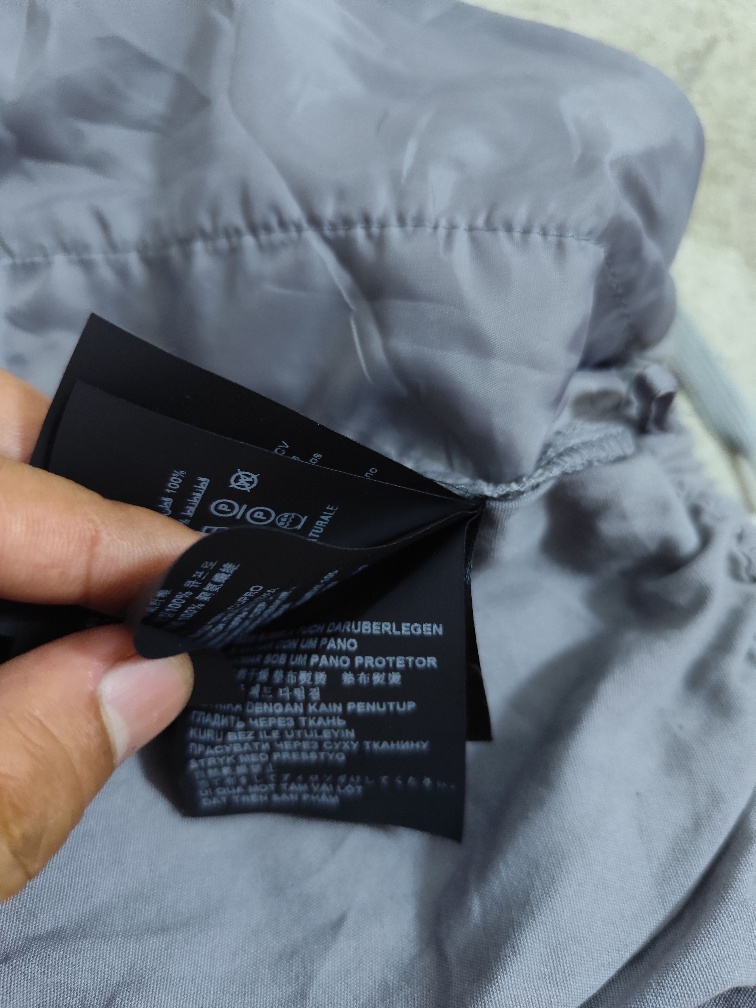 Prada Prada sexy shorts Size 25" / US 0 / IT 36 - 13 Thumbnail