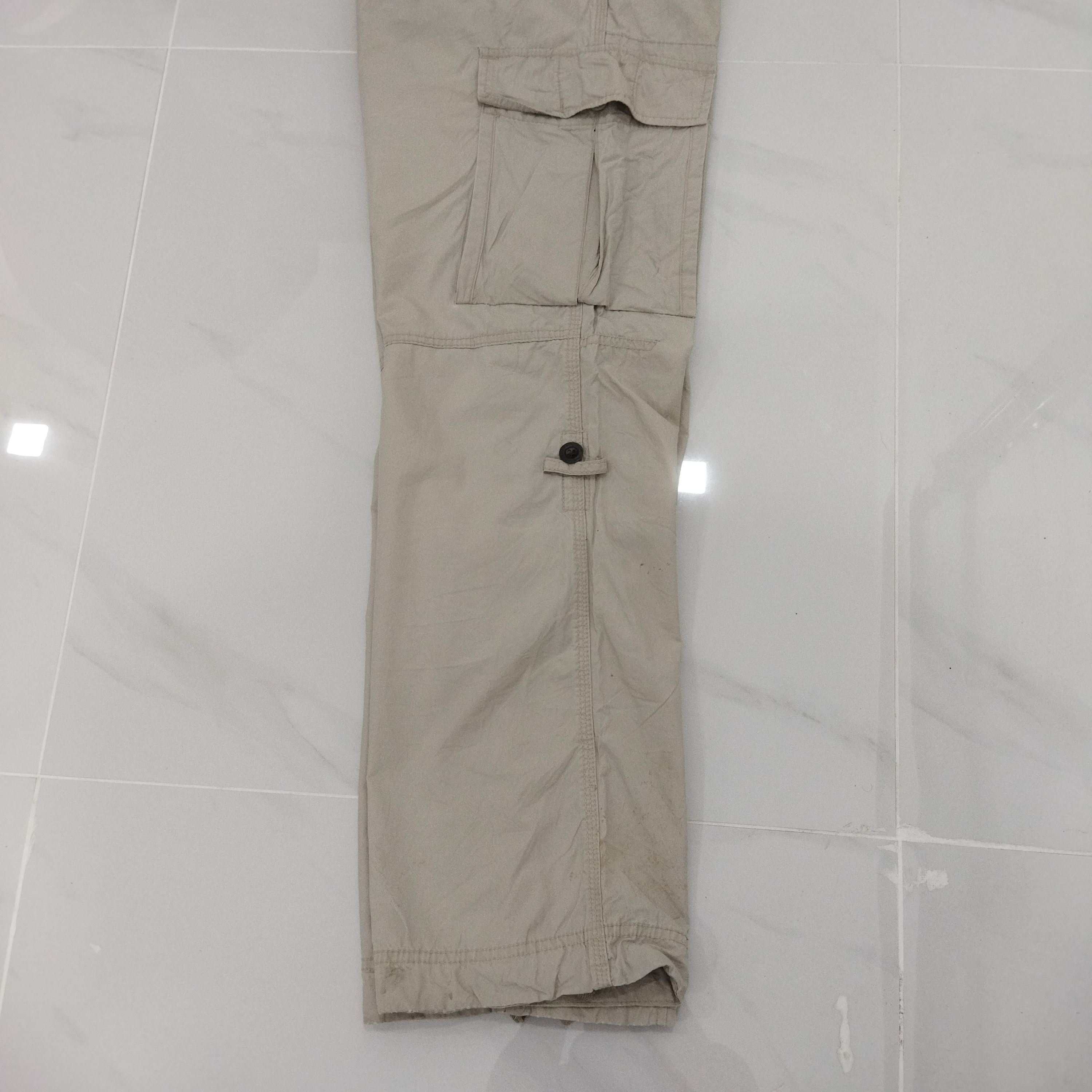 Japanese Brand × Uniqlo UNIQLO FADED WHITE CARGO PANTS Size US 30 / EU 46 - 12 Thumbnail