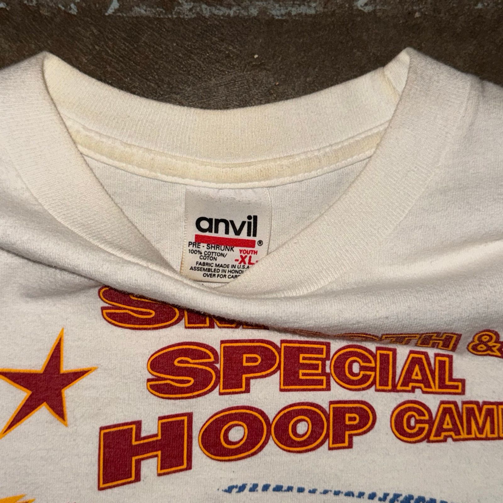 Anvil 1990s Harlem Globetrotters Hoop Camp Tee Size US S / EU 44-46 / 1 - 3 Thumbnail
