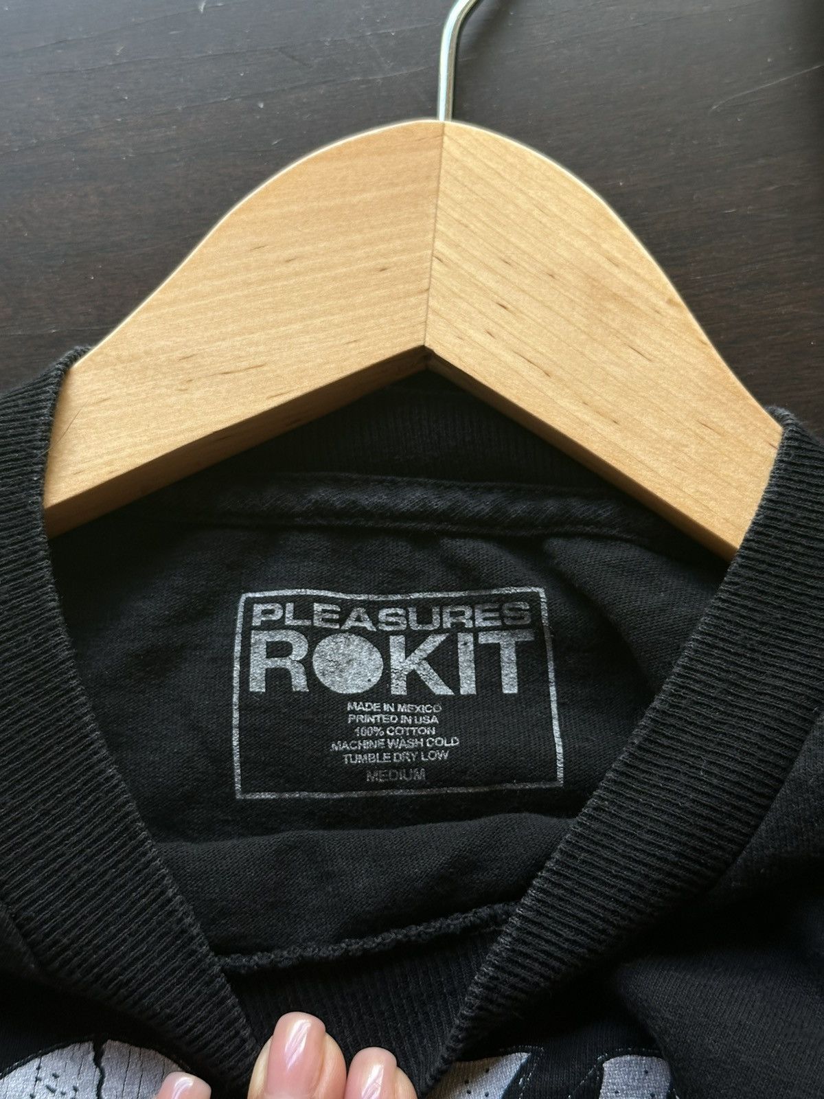 Pleasures Pleasures x Rokit long sleeve Size US M / EU 48-50 / 2 - 2 Thumbnail
