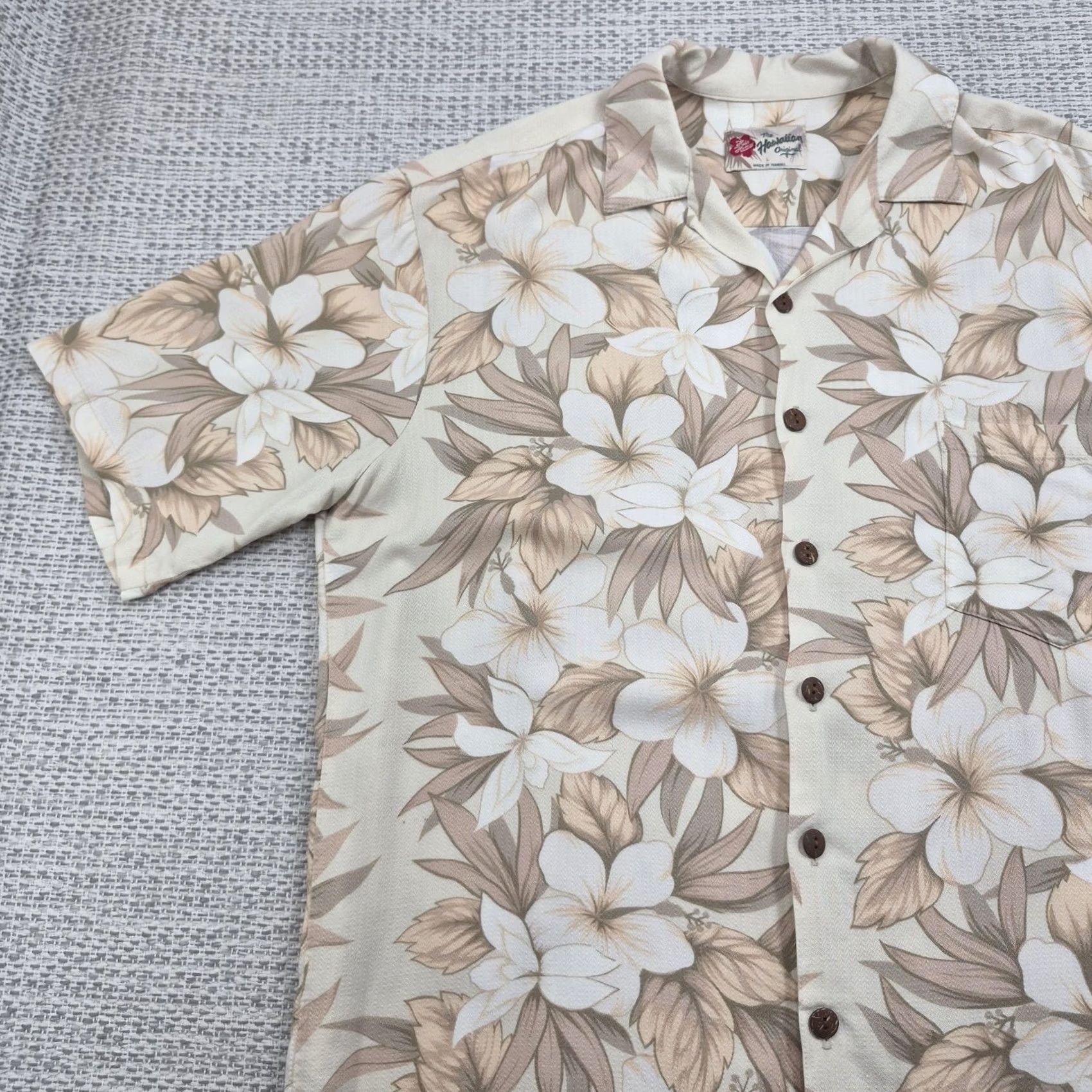 Hilo Hattie Hilo Hattie Button Up Shirt Mens Large Beige Floral Hawaiian Short Sleeve Shirt Size US L / EU 52-54 / 3 - 3 Thumbnail