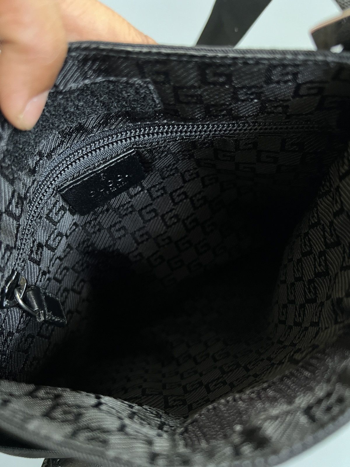 Gucci Authentic Gucci Tech Nylon Crossbody Bag Utility Pocket Size ONE SIZE - 11 Thumbnail