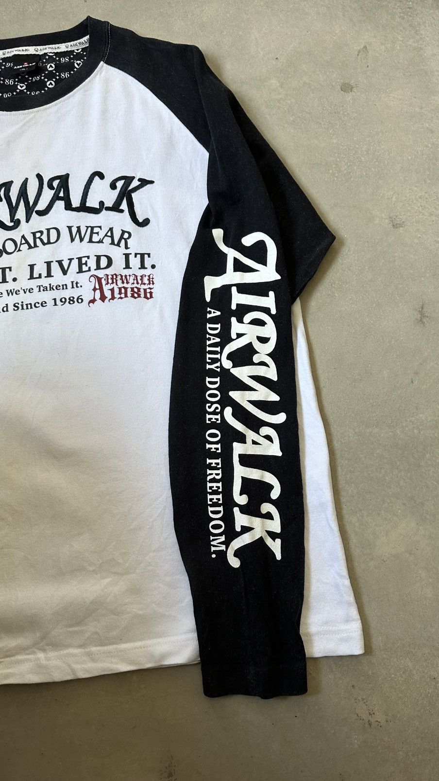 Airwalk VINTAGE AIRWALK Y2K RAGLAN TEE Size US L / EU 52-54 / 3 - 6 Thumbnail