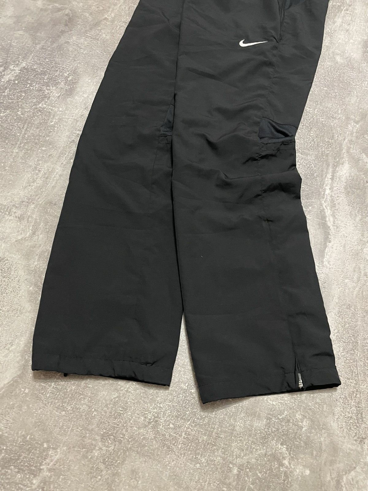 Nike Vintage Nike Parachute Black Nylon Track Pants Drill Size US 30 / EU 46 - 3 Thumbnail