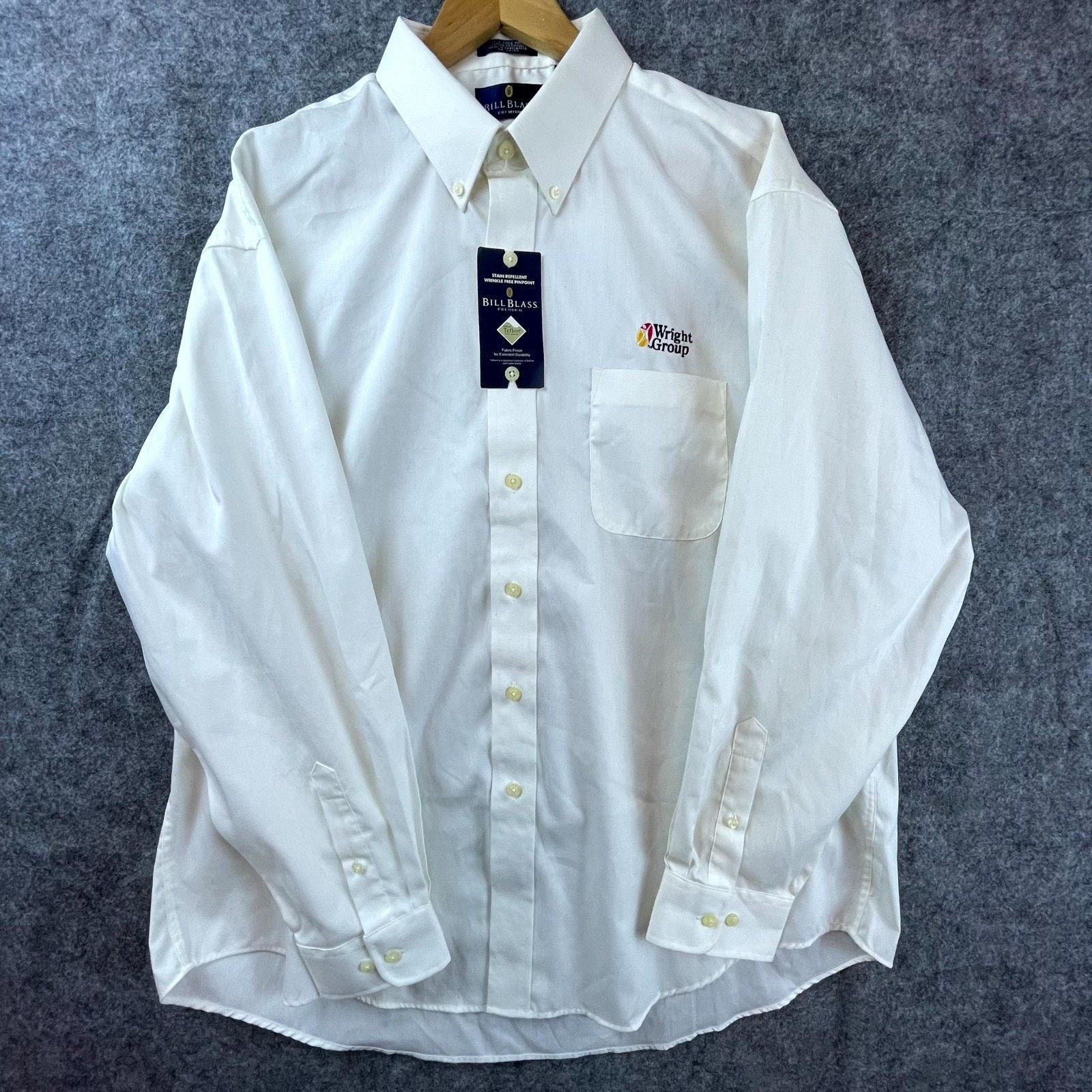 Bill Blass Bill Blass Wrinkle Free Shirt Mens XL White Logo Button Down Size US XL / EU 56 / 4 - 1 Thumbnail