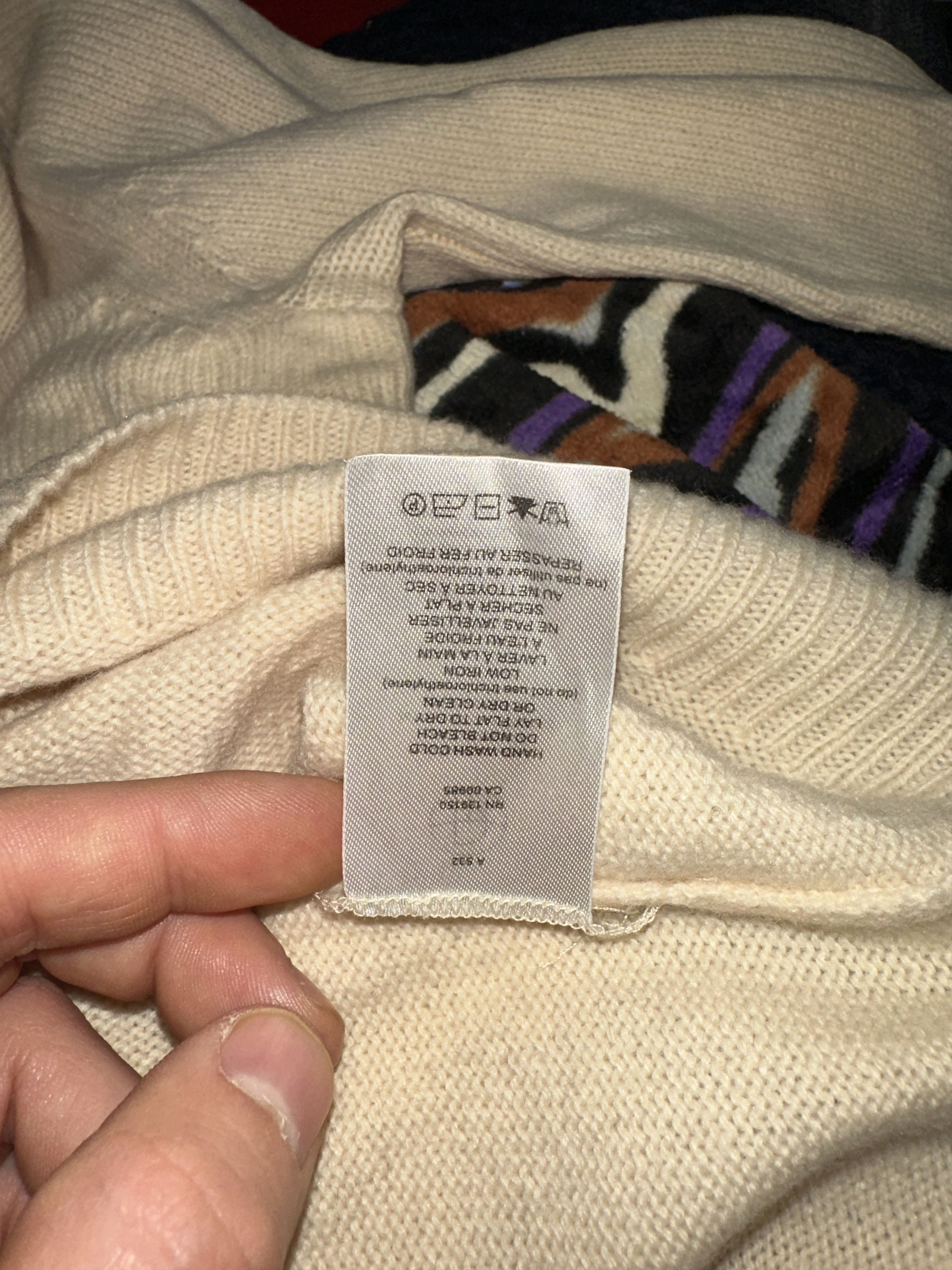 The Row The Row V-Neck Fine Knit Sweater Cashmere Camel Hair Siz XS Size XS / US 0-2 / IT 36-38 - 14 Thumbnail