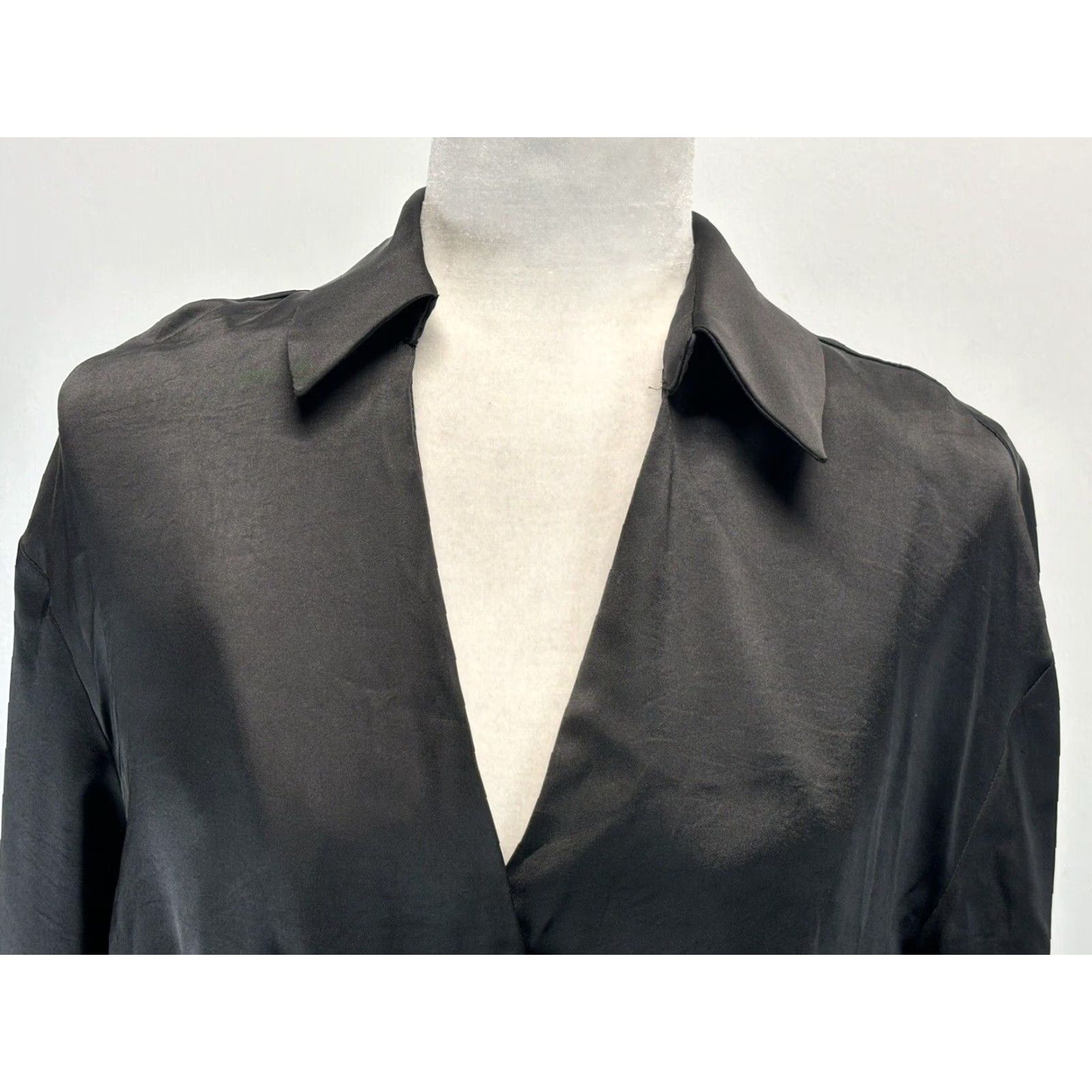 Zara Zara Shirt Dress Black Satin Sz Small Plunging Vneck Ruched Sides NEW! Size S / US 4 / IT 40 - 5 Thumbnail