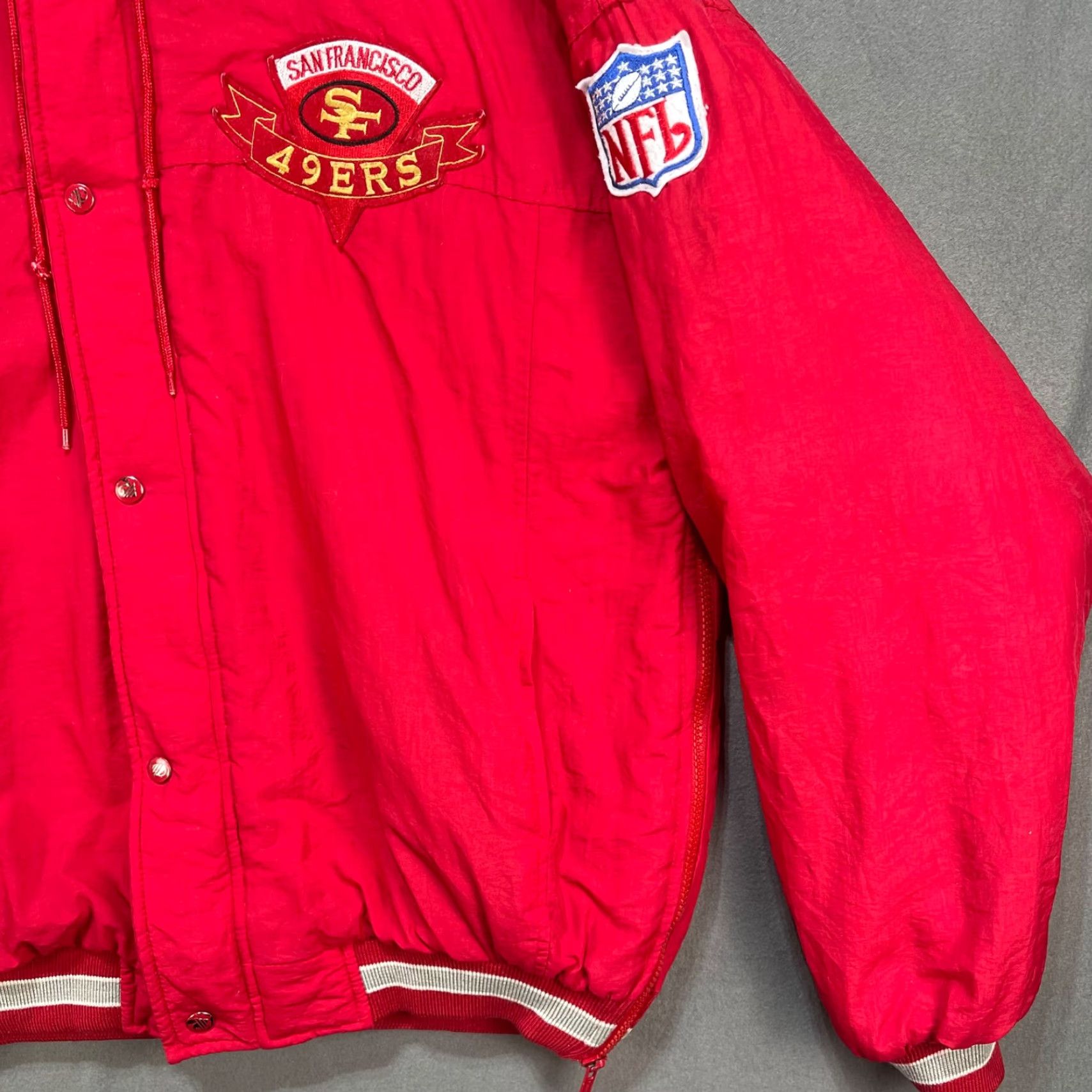 Vintage VINTAGE Hawk Activewear Sports San Francisco 49ers Hooded Jacket XL Red Puffer Jacket Mens Size US XL / EU 56 / 4 - 7 Thumbnail