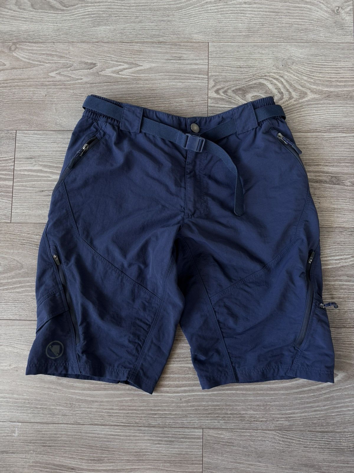 Other Endura Men’s Gorpcore Shorts Size US 32 / EU 48 - 6 Thumbnail