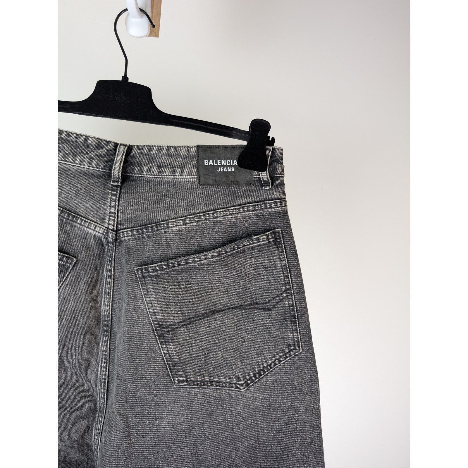 Balenciaga o1rshd1 Low Crotch Distressed Loose Denim Jeans Washed Black Size US 27 - 12 Thumbnail