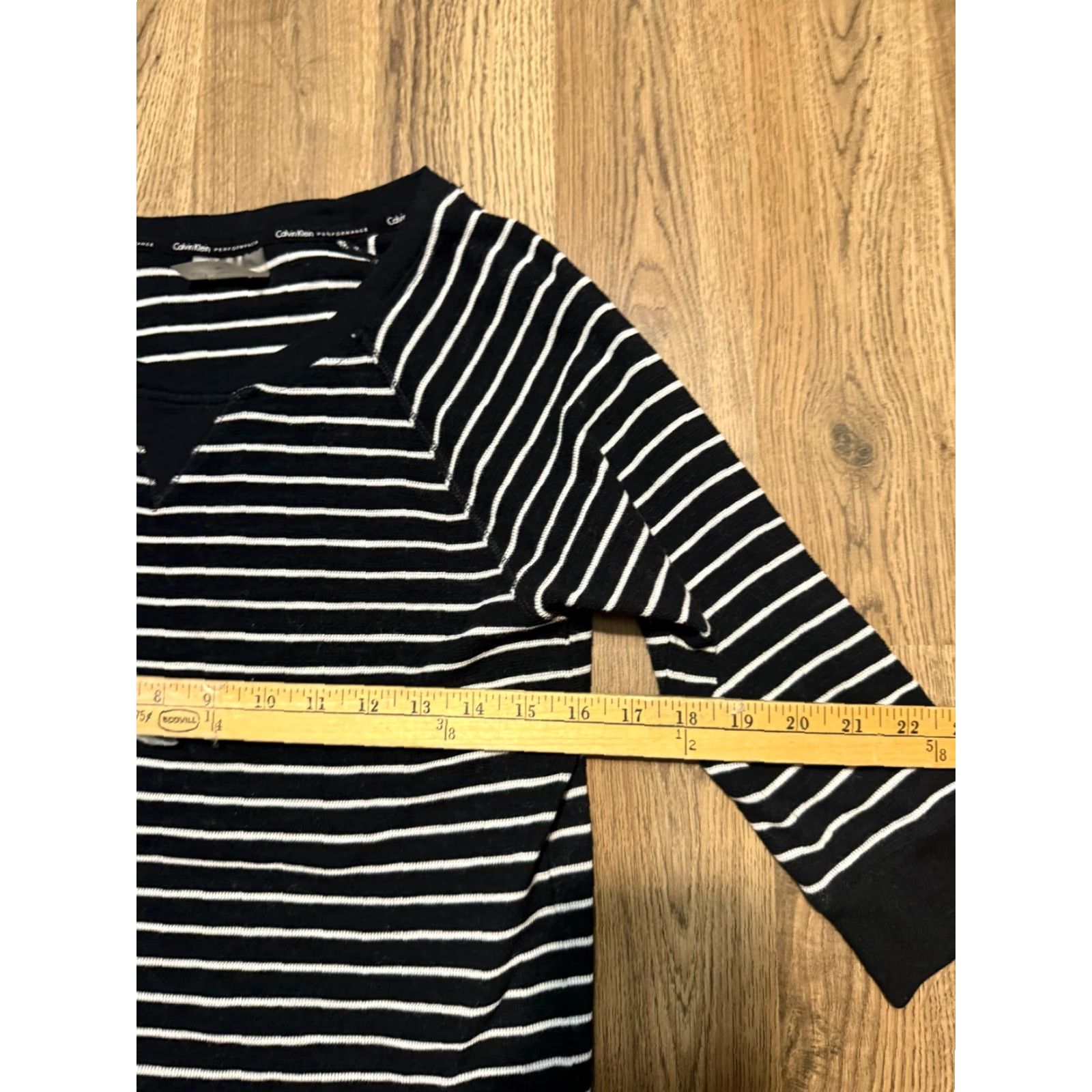 Calvin Klein Calvin Klein Shirts Women's M Black 3/4 Sleeve Crew Neck Striped Basic Tee Size M / US 6-8 / IT 42-44 - 7 Thumbnail