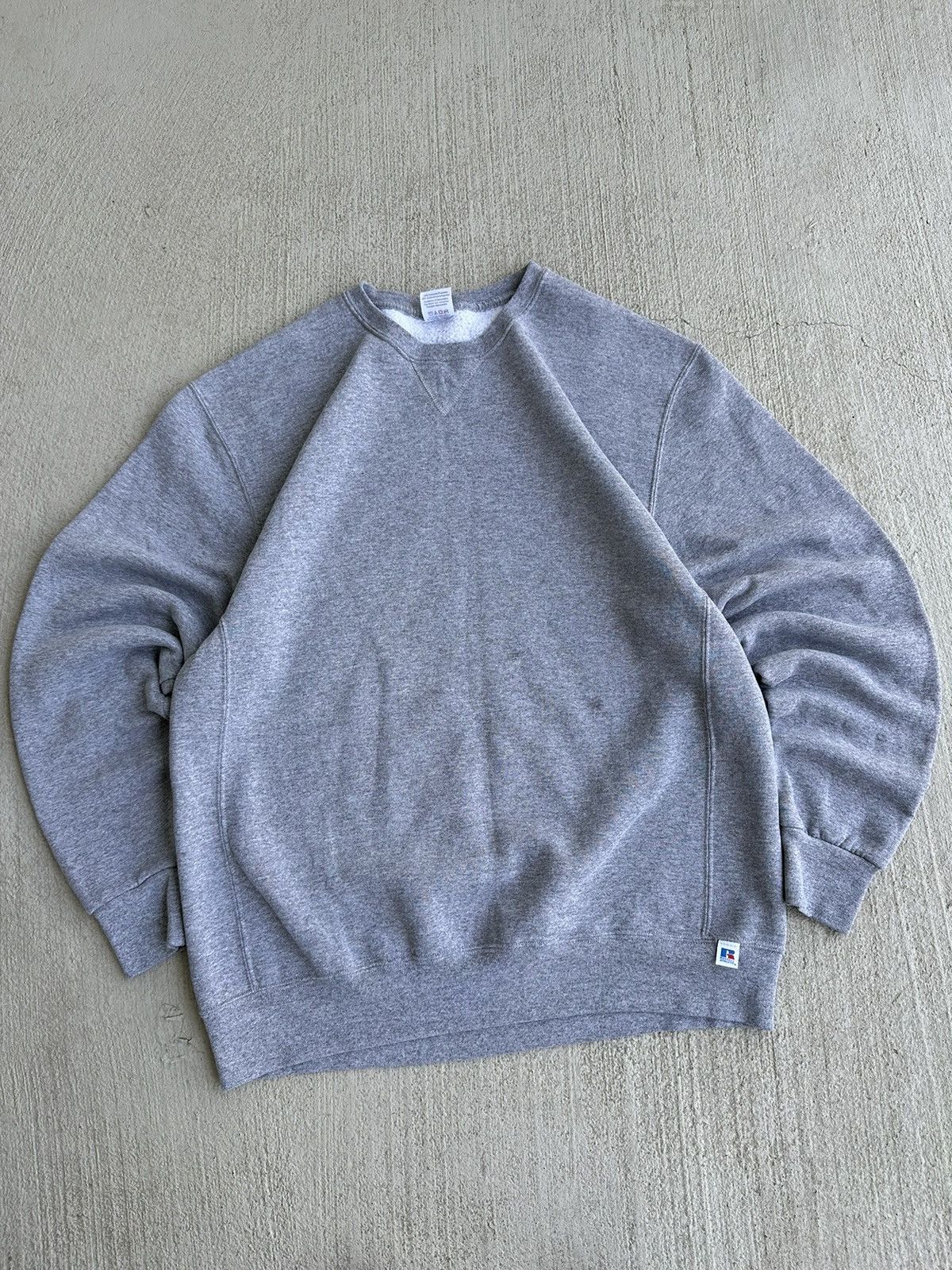 Other Vintage Russell Athletic Sweatshirt Size US XL / EU 56 / 4 - 2 Thumbnail