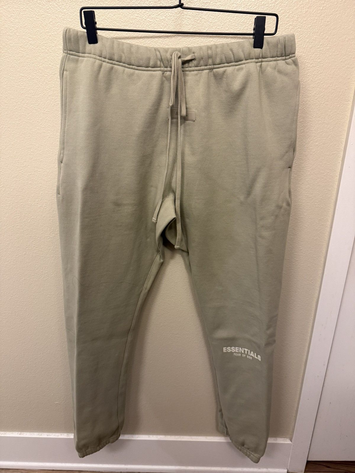 Essentials Fear of God Essentials Sea Foam Size US 34 / EU 50 - 1 Thumbnail