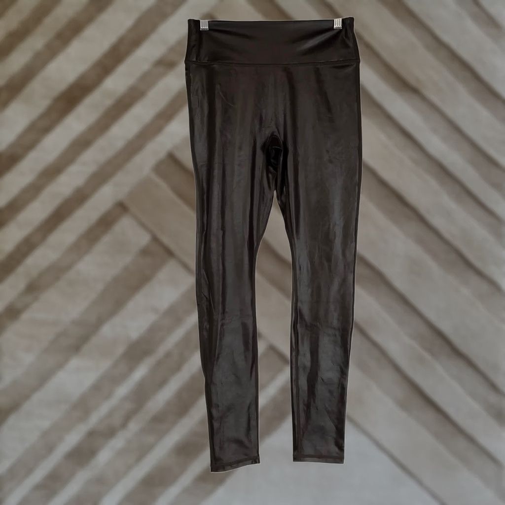 Fabletics VINTAGE? No. Size 32" / US 10 / IT 46 - 1 Thumbnail