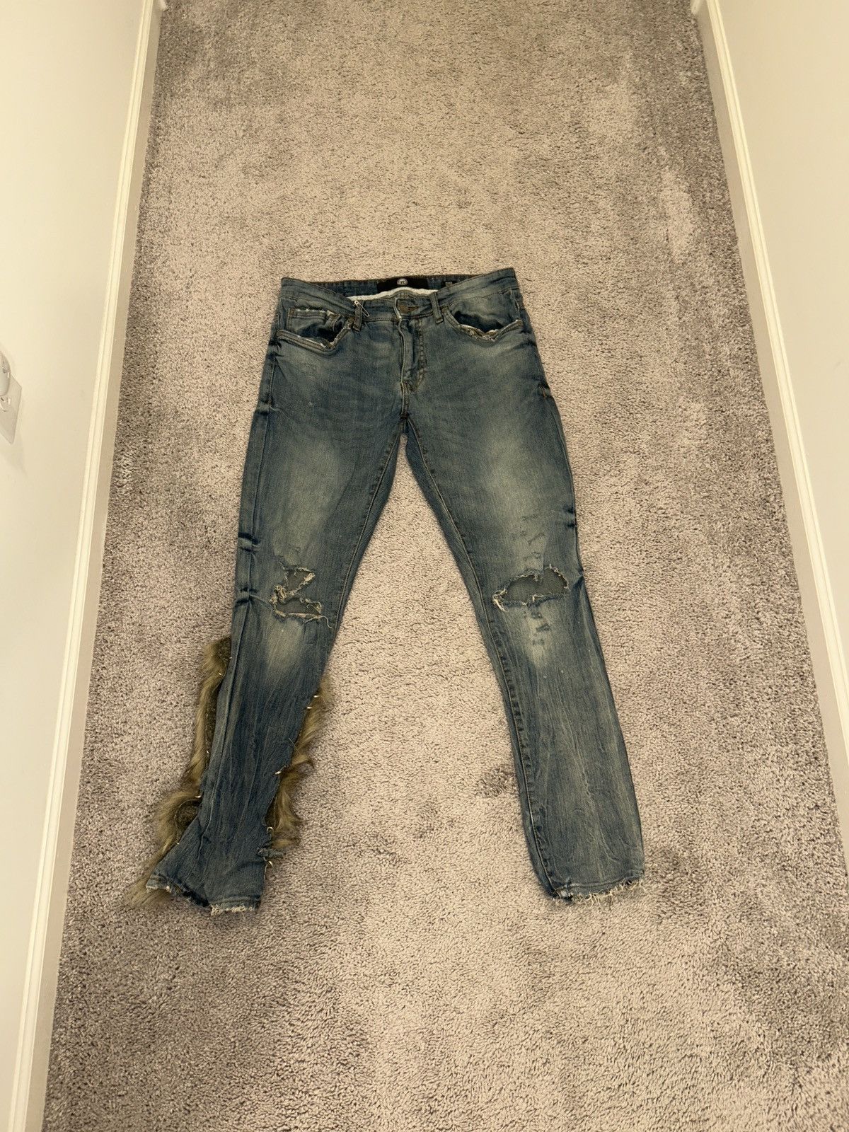 Jordan Craig JORDAN CRAIG Distressed repaired furr jeans 32/32 Size US 32 / EU 48 - 12 Thumbnail
