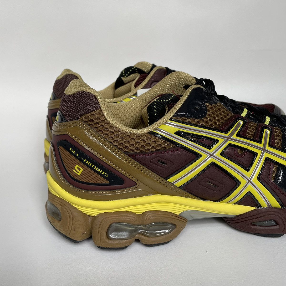 Asics × Kiko Kostadinov Rum Raisin UB5-S Gel-Nimbus 9 Size US 10 / EU 43 - 3 Thumbnail