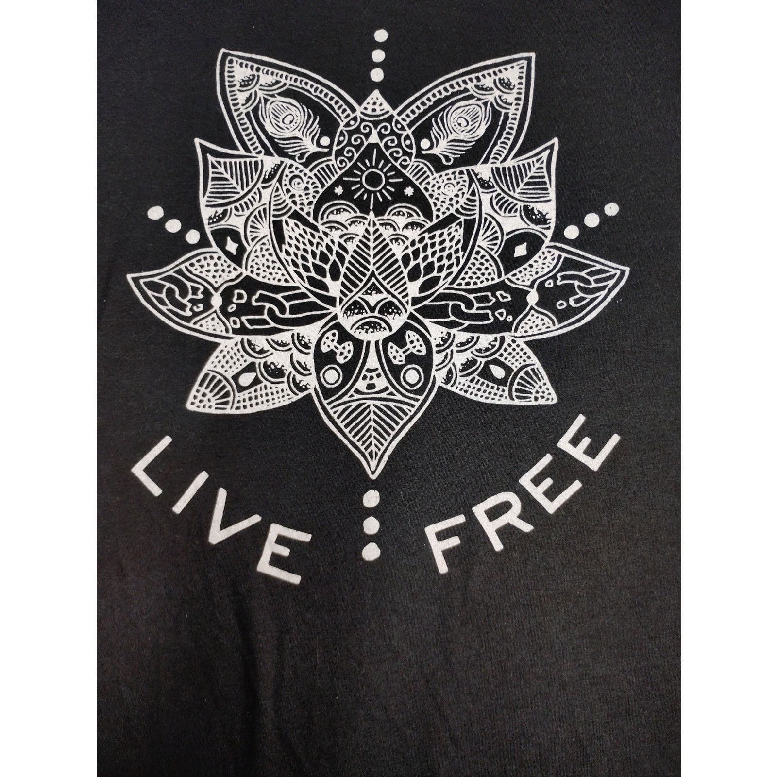 Seventh Live Free Black Graphic Yoga Tee Size M / US 6-8 / IT 42-44 - 2 Thumbnail