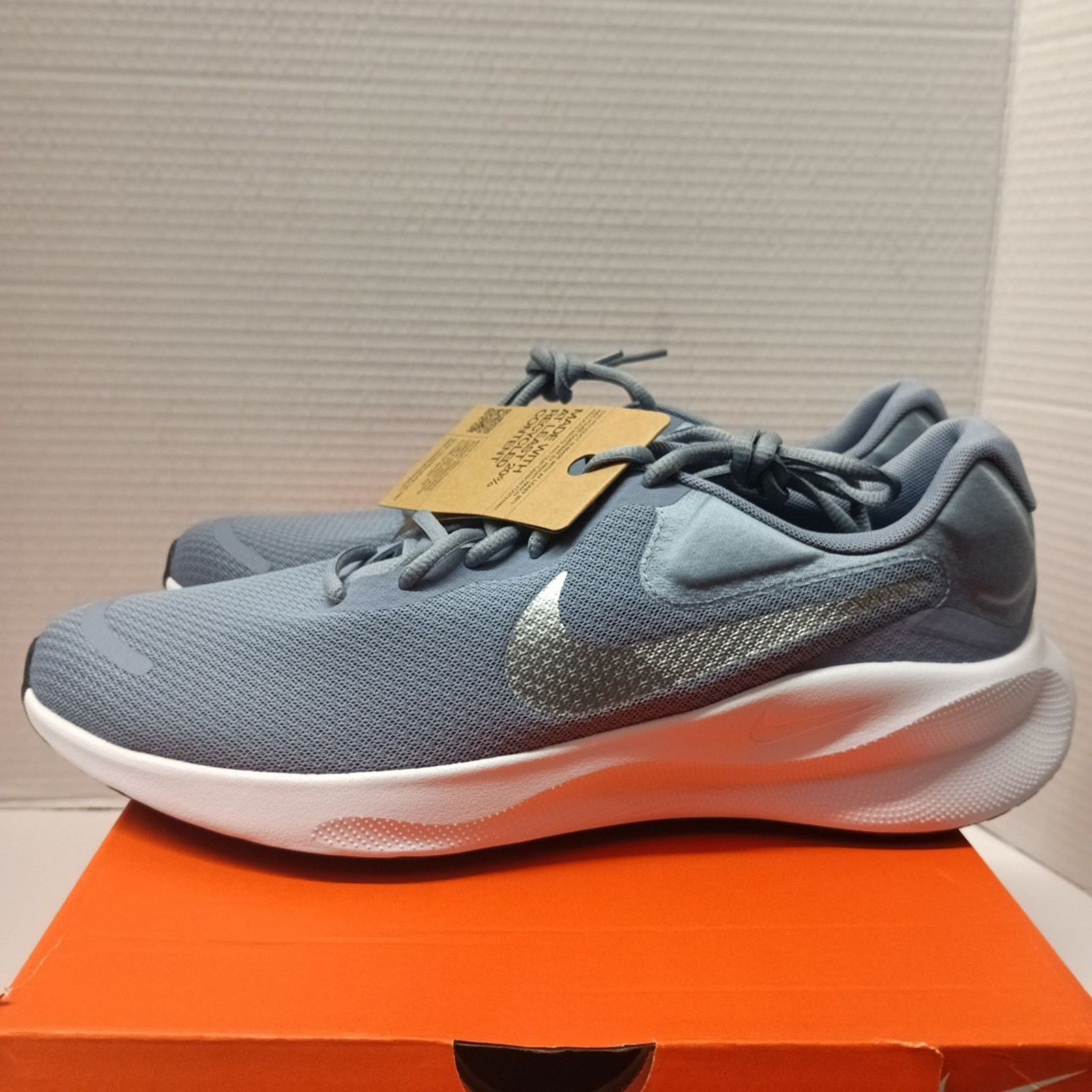 Nike Nike Revolution 7 Shoes Mens Size 10.5 Slate Metallic Silver Size US 10.5 / EU 43-44 - 4 Thumbnail