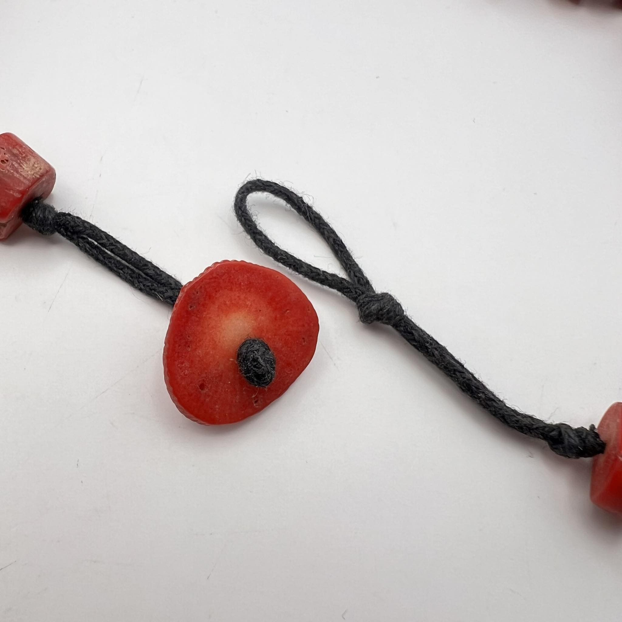 Vintage Vintage Women Jewelry Necklace Bead Natural Red Coral 101 gr Size ONE SIZE - 4 Thumbnail