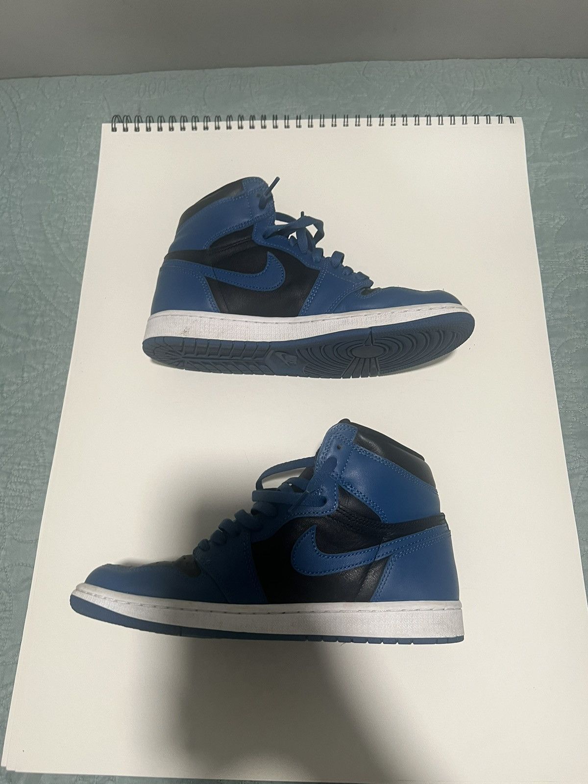 Jordan Brand × Nike Air Jordan 1 Retro High OG 'Dark Marina Blue' Size US 9 / EU 42 - 2 Thumbnail