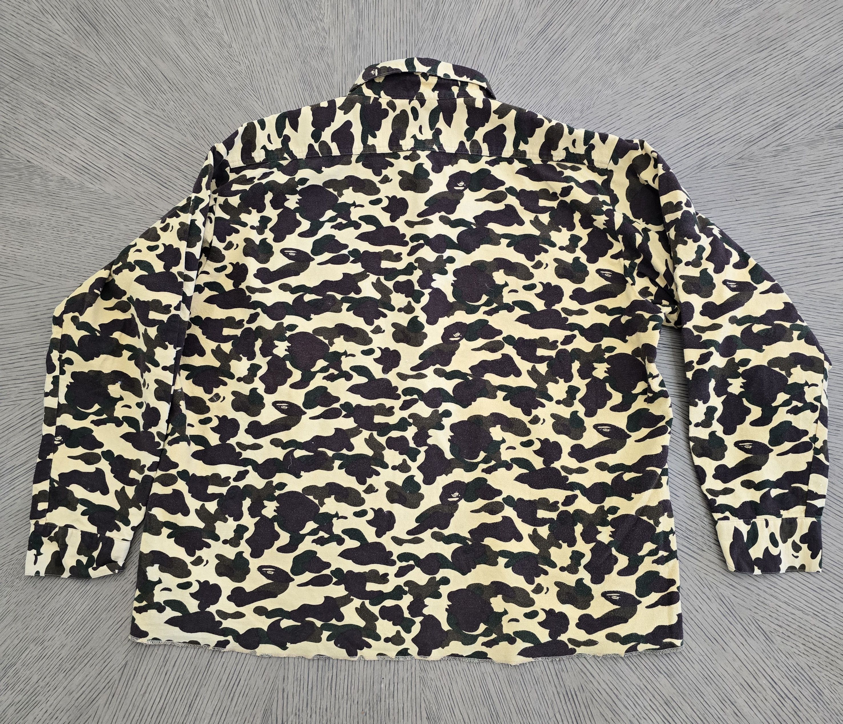 Nigo Vintage 90s BAPE 1st Camo Quarter Zip Shirt – Nigo Era Size US M / EU 48-50 / 2 - 6 Thumbnail