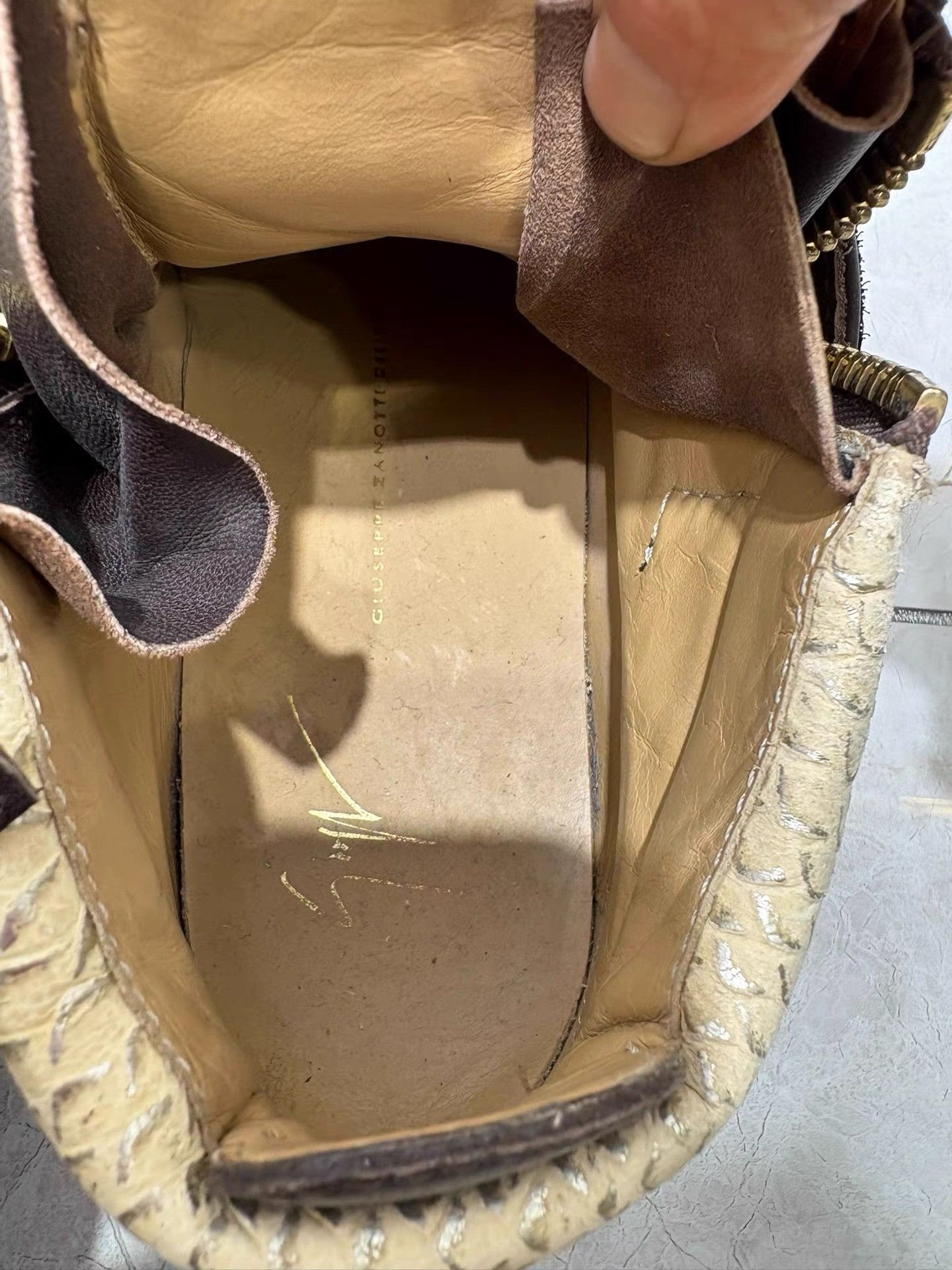 Giuseppe Zanotti Giuseppe Zanotti Men's Metallic Crocodile Leather Shoes K29 Size US 8 / EU 41 - 4 Thumbnail