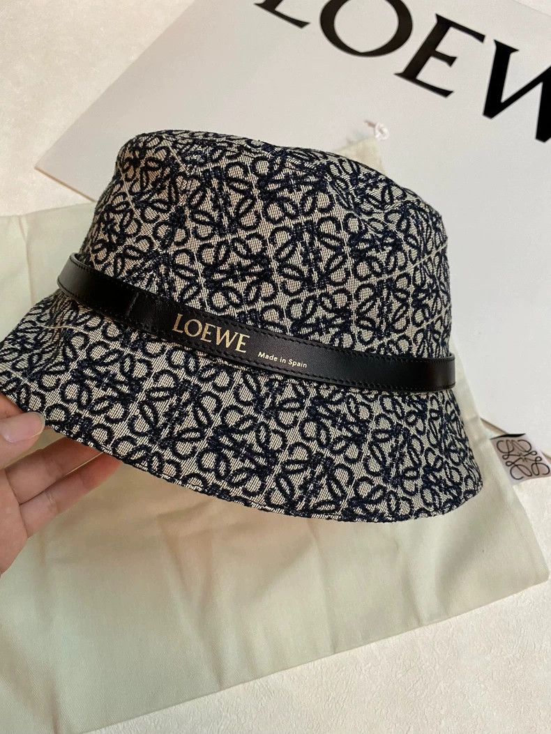 Loewe LOEWE Classic Blue Monogram Bucket Hat - dmc Size ONE SIZE - 1 Thumbnail