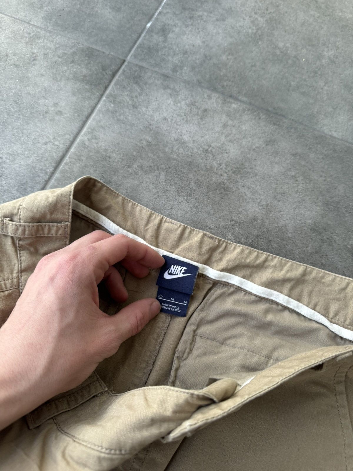 Nike Y2K Nike Cargo Vintage Shorts Beige Faded Multi Pocket Japan Size US 32 / EU 48 - 5 Thumbnail